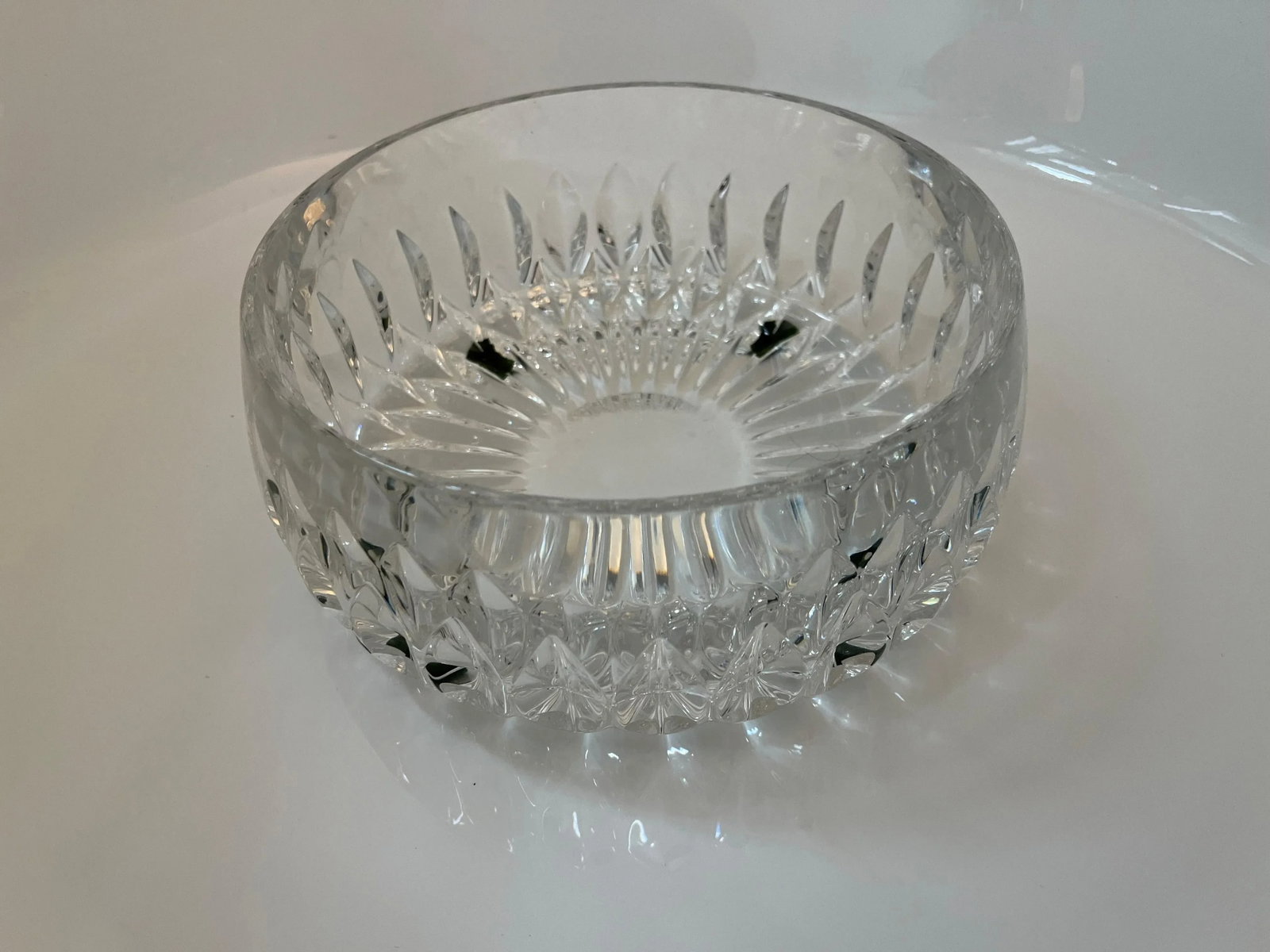 Late 20th Century Decorative Glass Serving Bowl - 5