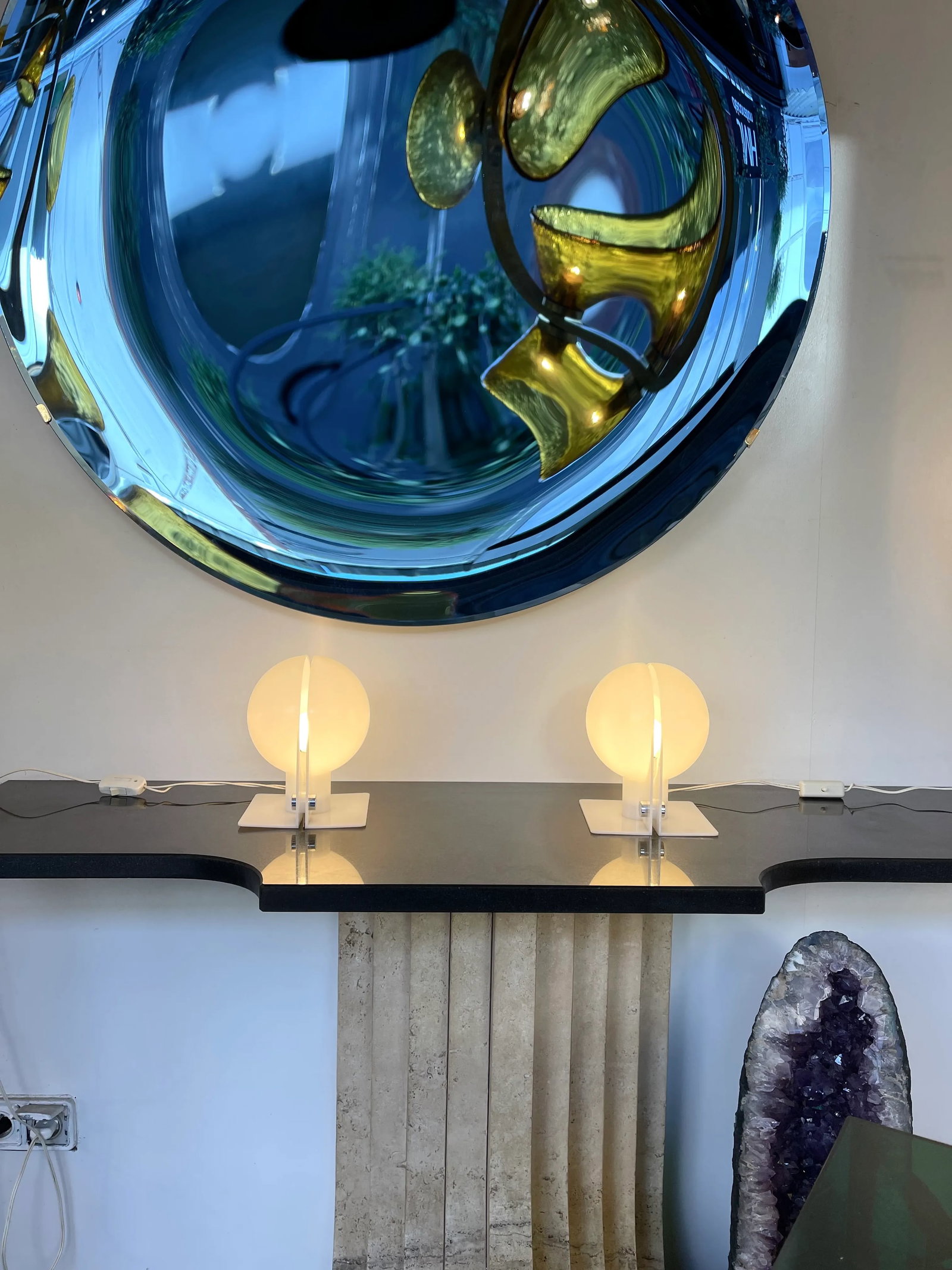 Pair of Lucite Lamps Sirio by Brazzoni Lampa for Harvey Guzzini. Italy, 1970s - 5