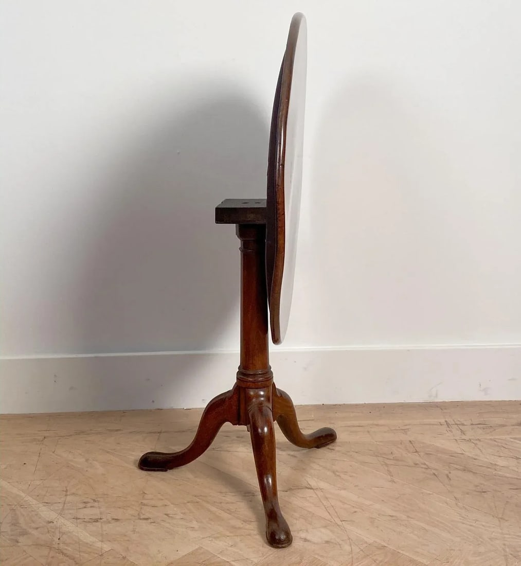 Mahogany Tilt Top Table, England, 18th Century - 4