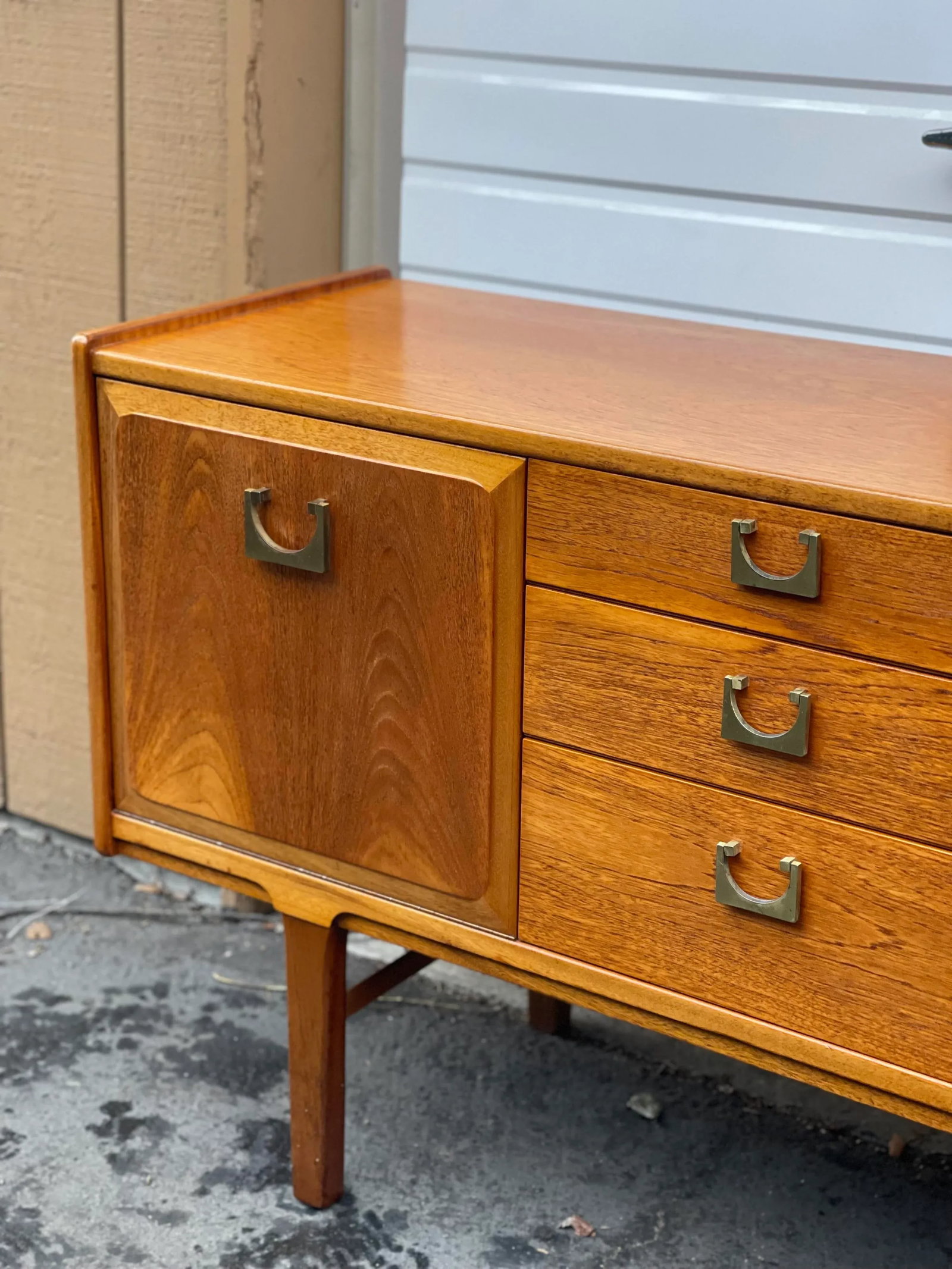 1970s Vintage Mid Century Modern Credenza. Uk Import. - 3