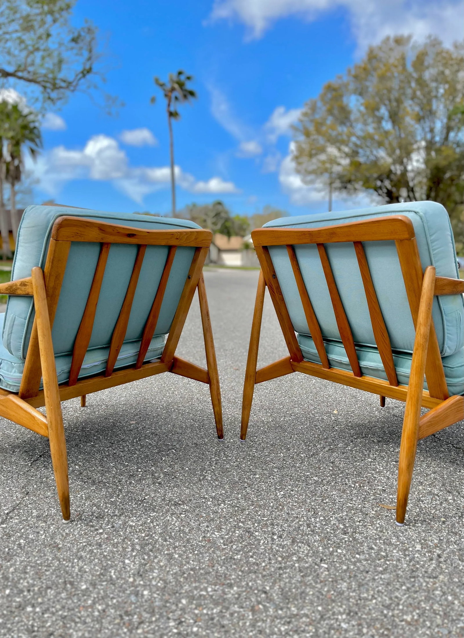 Pair of Rail-Back Lounge Chairs in the Style of Viko Baumritter | Mid Century Modern - 4