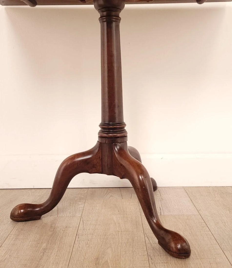 George III Tilt Top Mahogany Rectangular Tea Table, Circa 1790 - 2