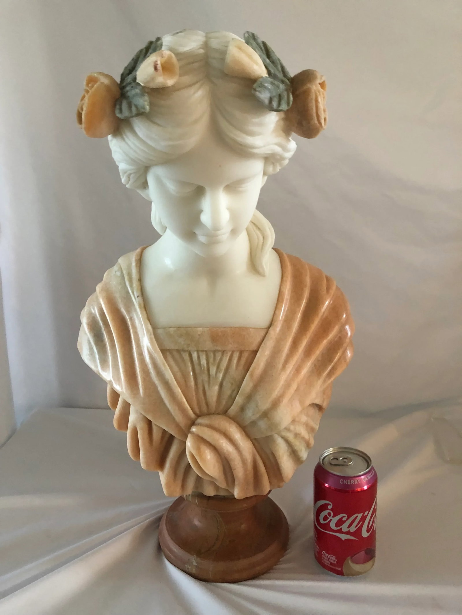 Early 20th Century Italian Art Nouveau Bust of a Maiden - 7