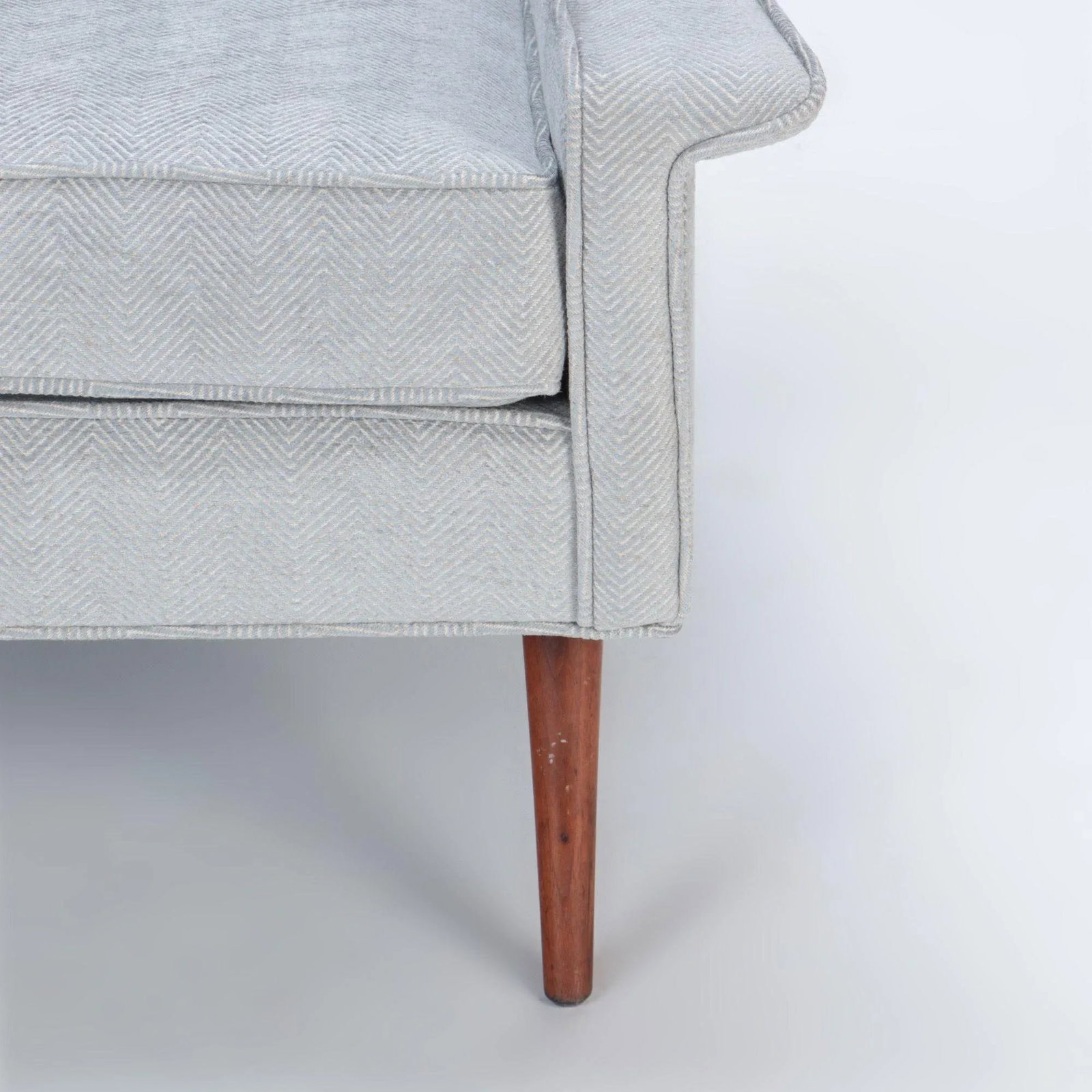 A Mid Century Modern Lounge Chair in the Style of Paul McCobb, Circa 1950 - 5