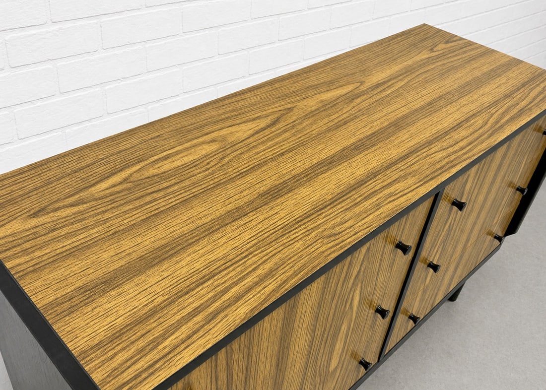 Mid Century Modern Credenza / Dresser by Kent Coffeyâ€™s Teakway Line, C. 1960's - 7