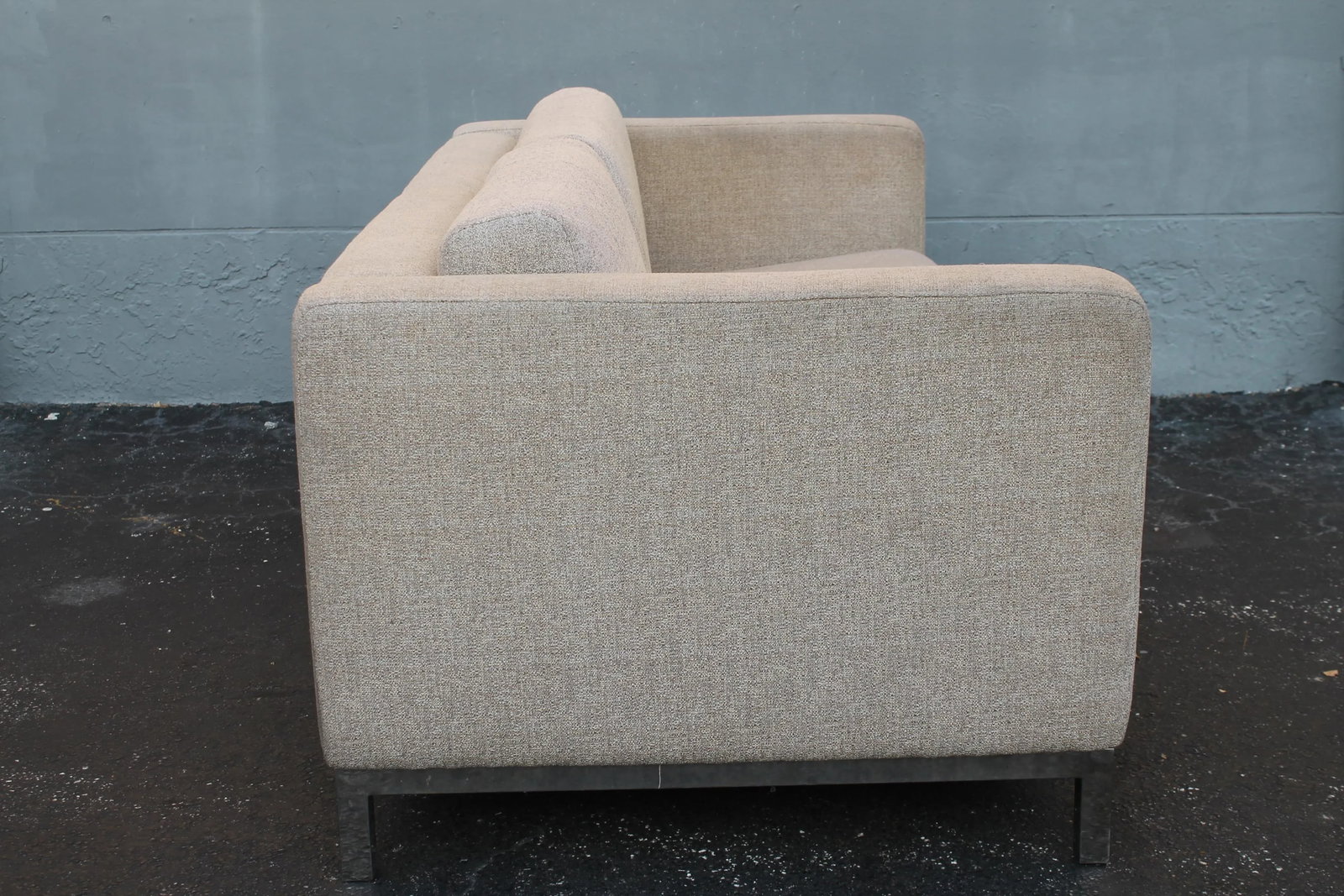 Vintage Ultra Modern 4 Seat Sofa/ Daybed - 7