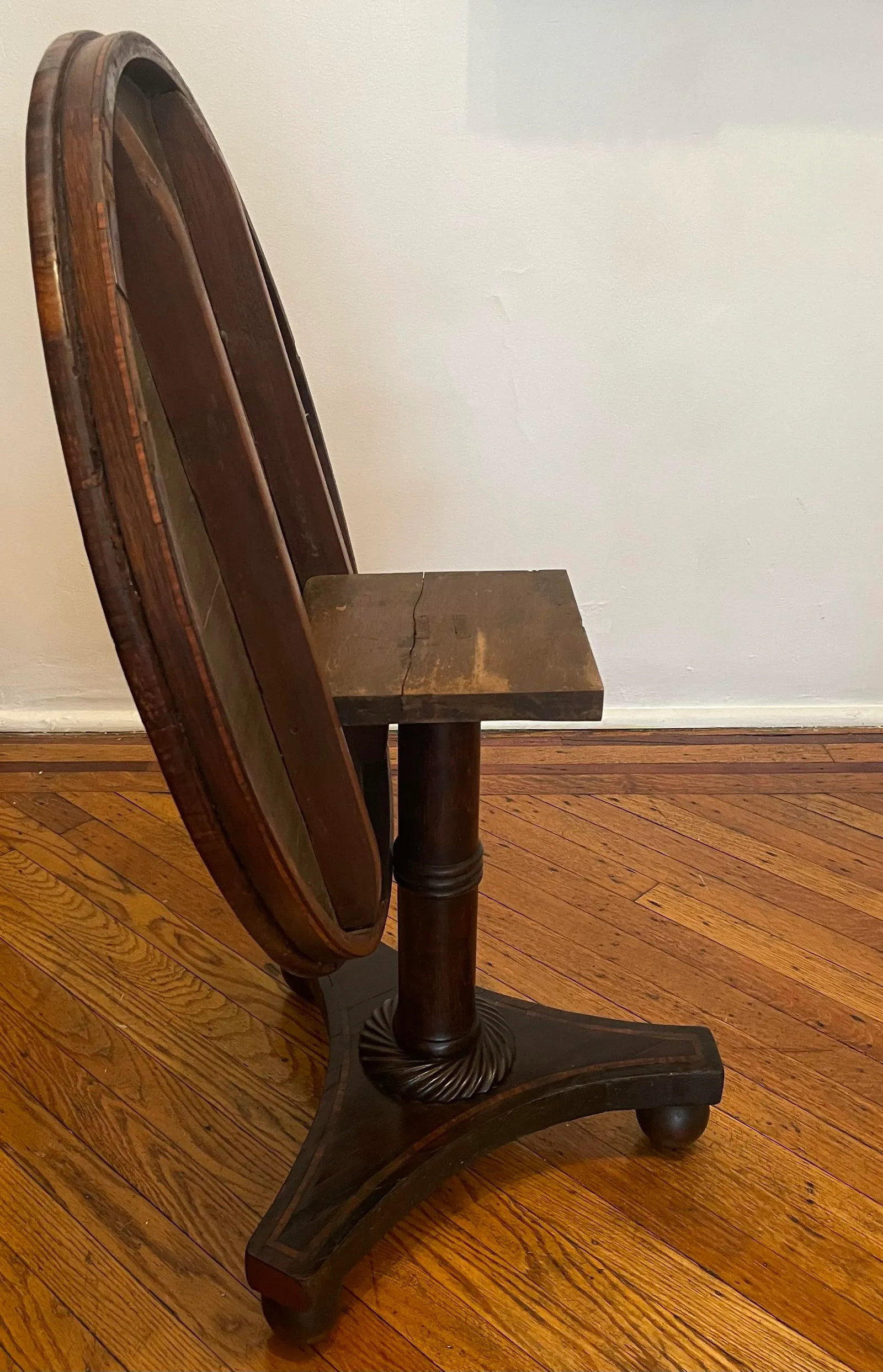 Early 19th Century English Rosewood Tilt-Top Table - 3