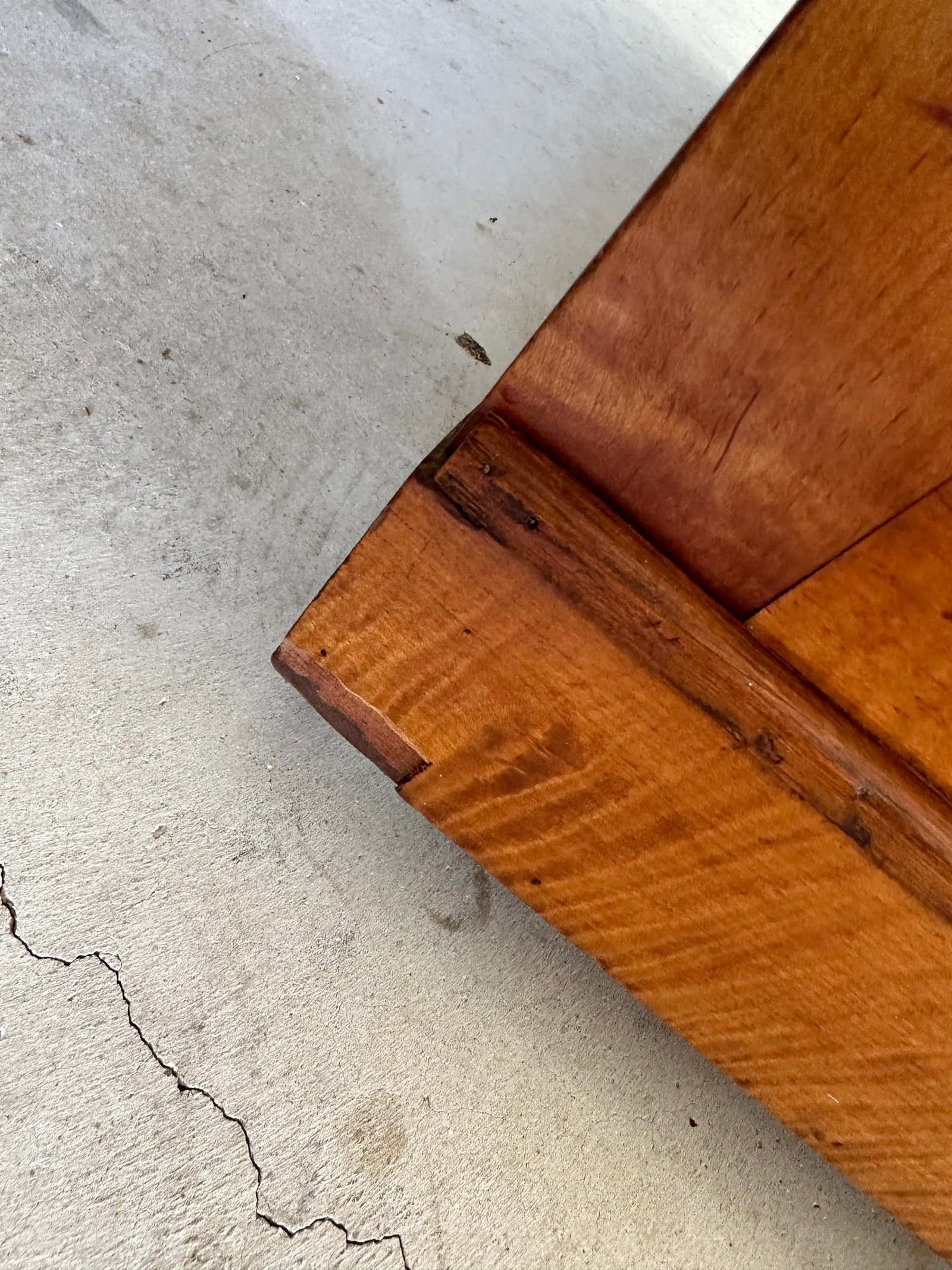 Mid-19th Century American Empire Tiger Maple Burlwood Laminate Four Drawer Chest Highboy - 4