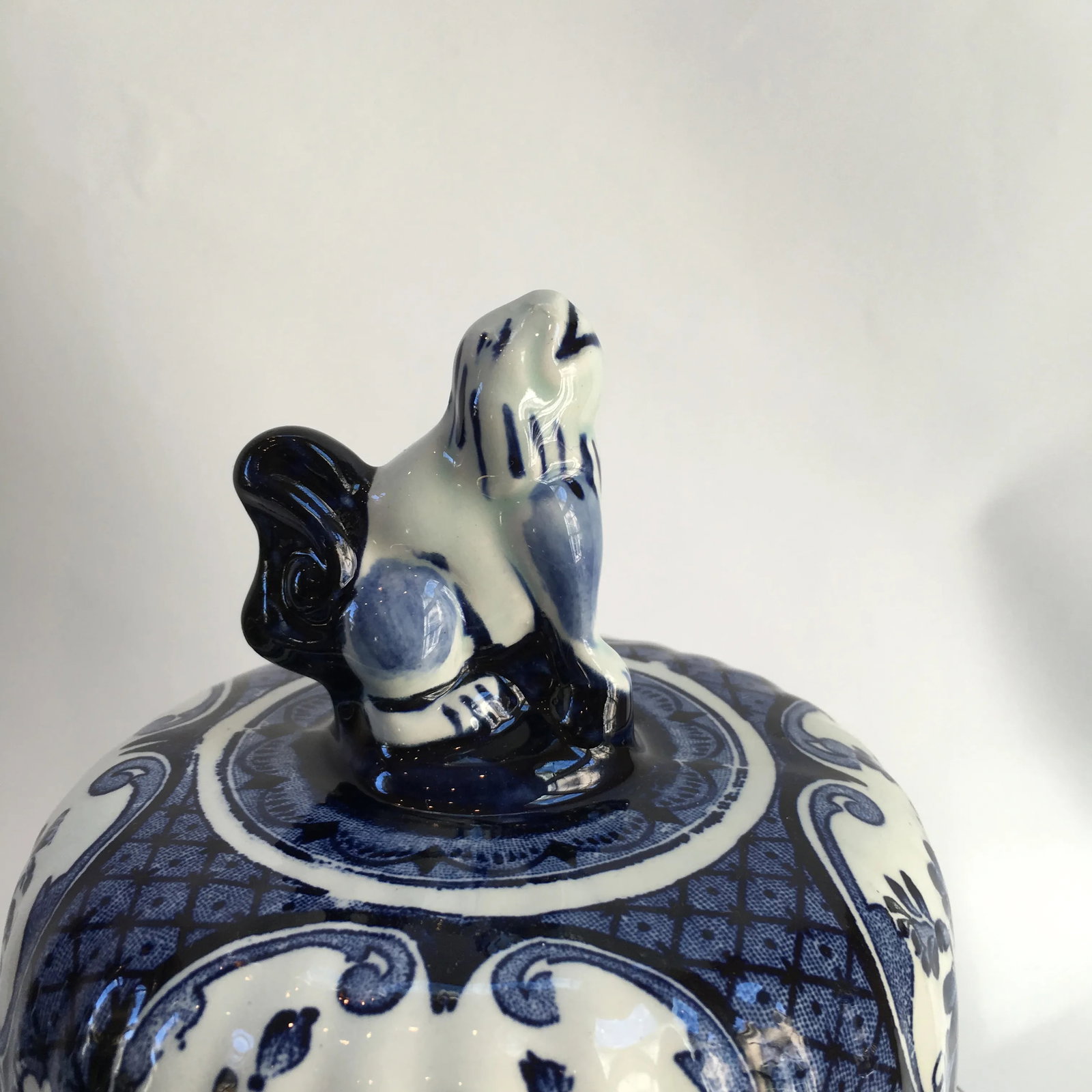 Vintage Delft Foo Dog Topped Ginger Jar - 3
