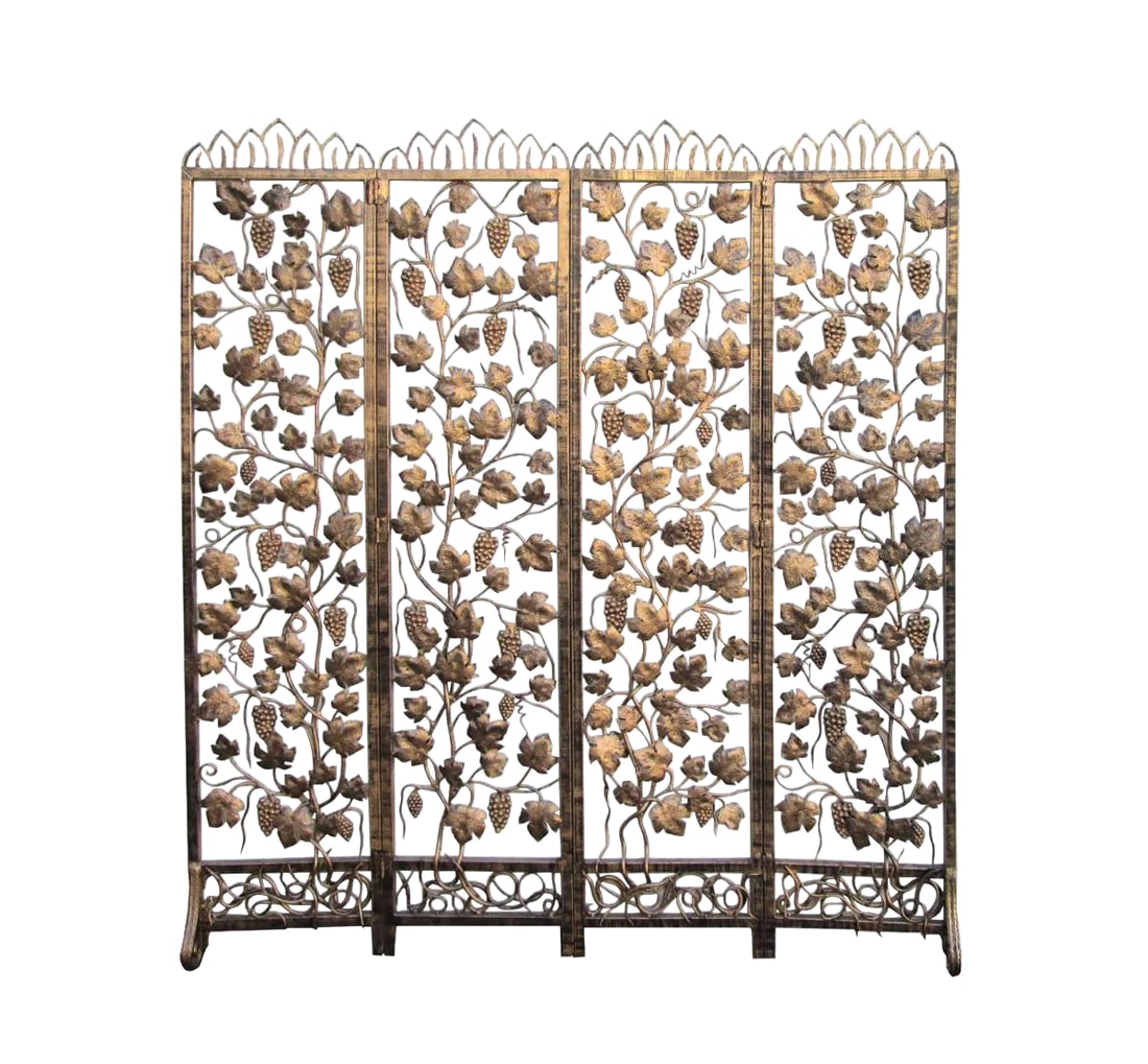 Handmade Golden Color Grape Leave Motif Metal Panel Screen Divider: This is a very heavy piece of golden color screen. It is made of metal and has four foldable panels. The screen is painted with gold color, unique with character, this will be a great partition panel