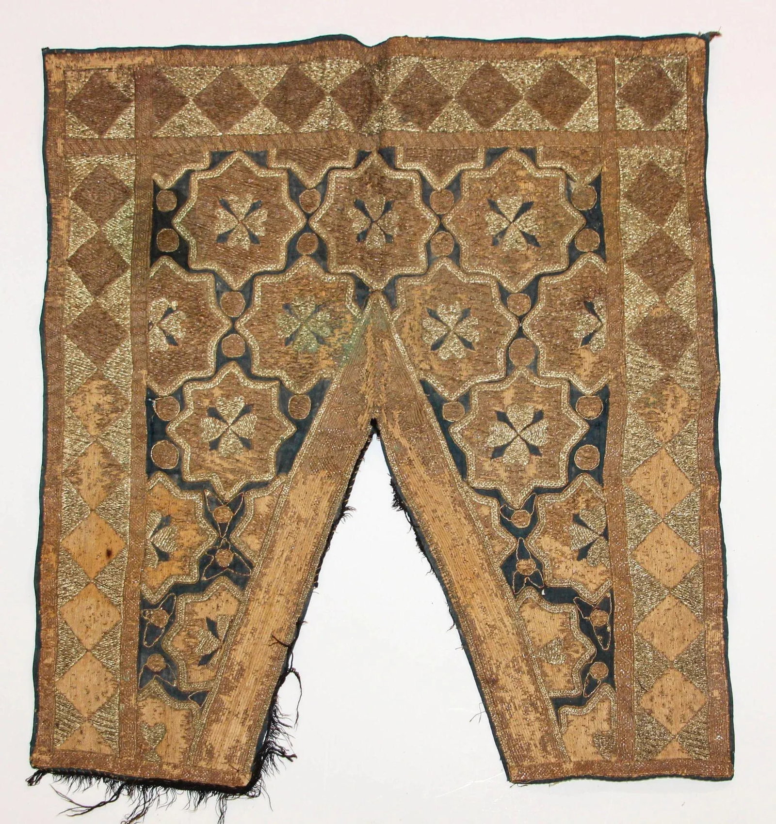 19th Century Islamic Art Ottoman Metallic Threads Arched Fragment Textile - 2