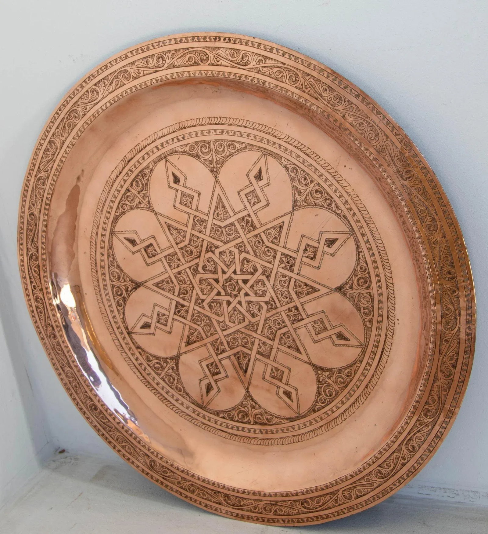 1920s Antique Hand Tooled Oversized Moroccan Metal Copper Tray 31 In. D. - 2