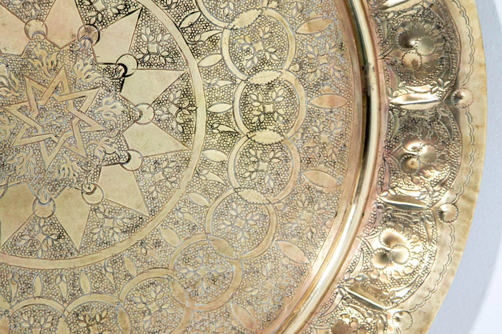 Antique Middle Eastern Round Brass Tray Islamic Moorish Style 23.5 In. Diameter - 8