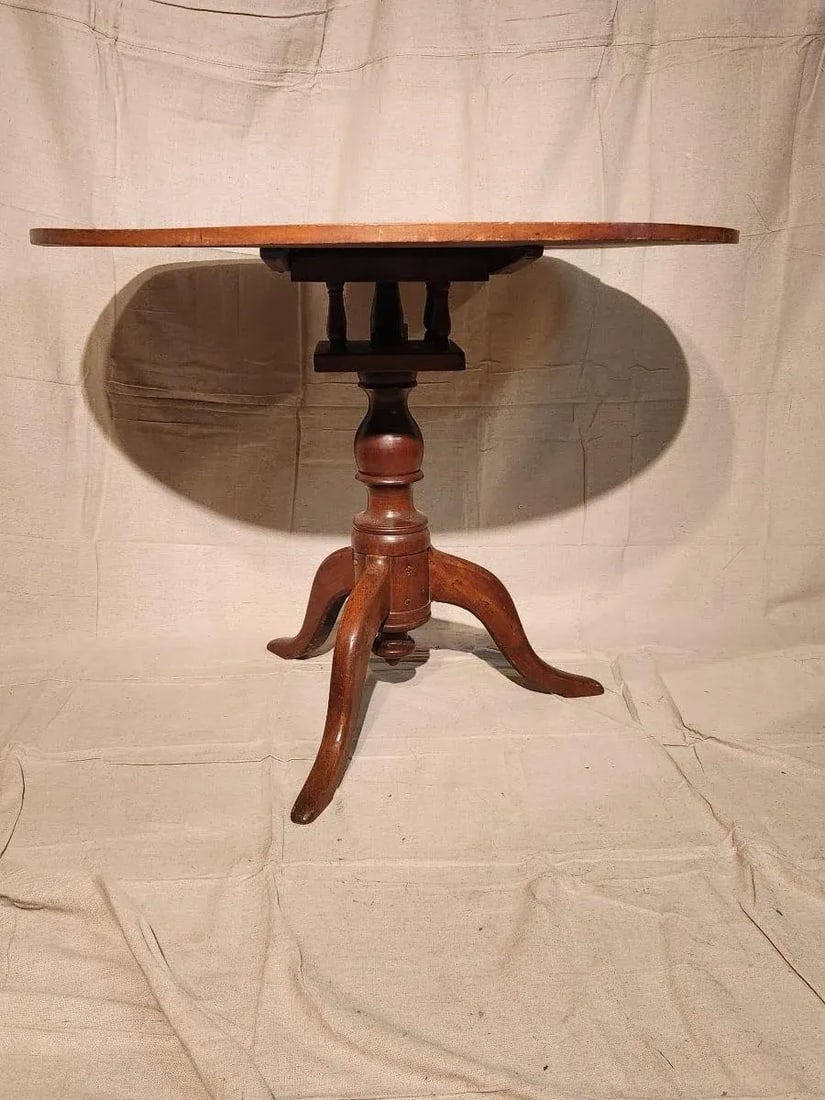 Mid 18th Century Antique Tilt Top Bird Cage Table - 2