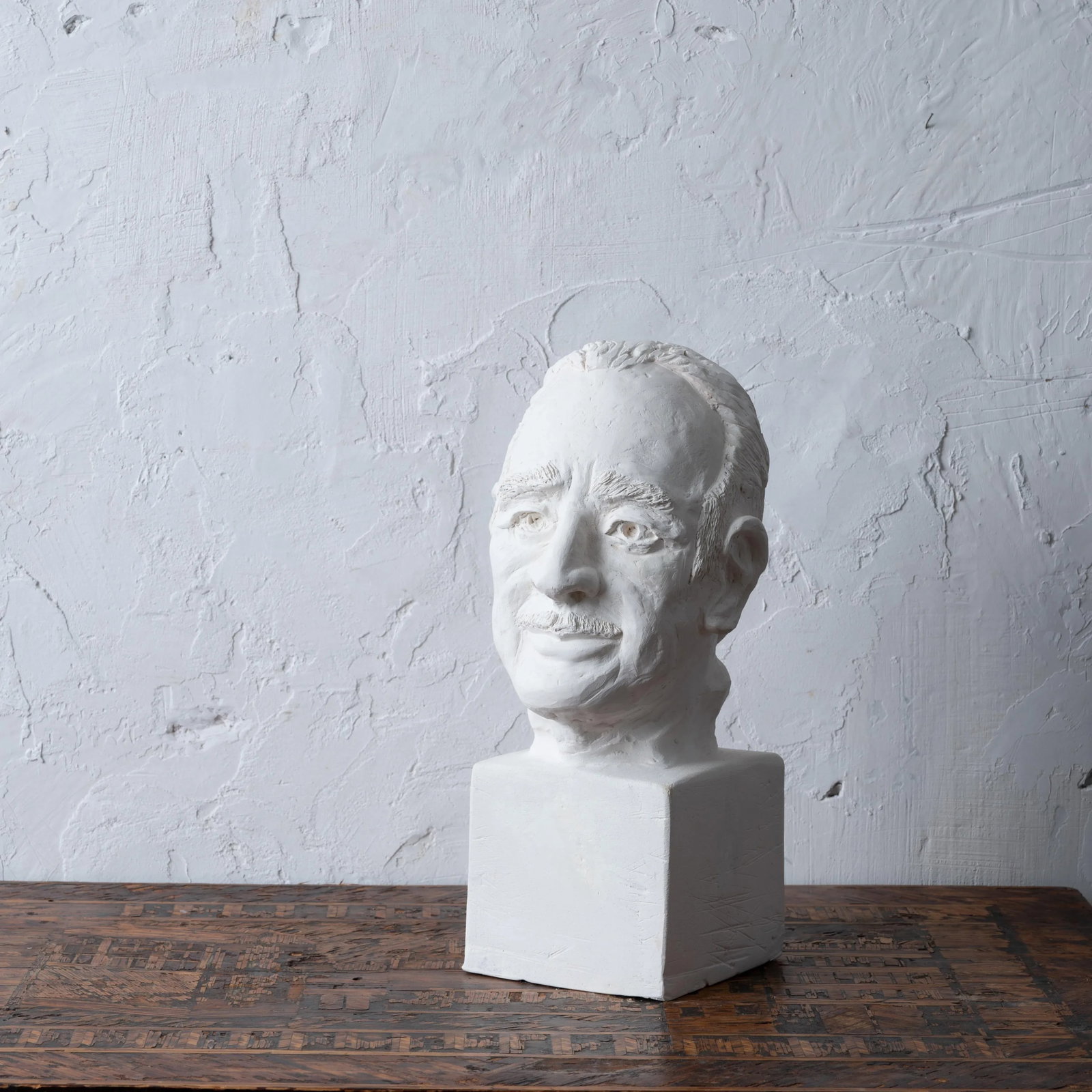 Rosario Russell Fiore Plaster Bust - 10
