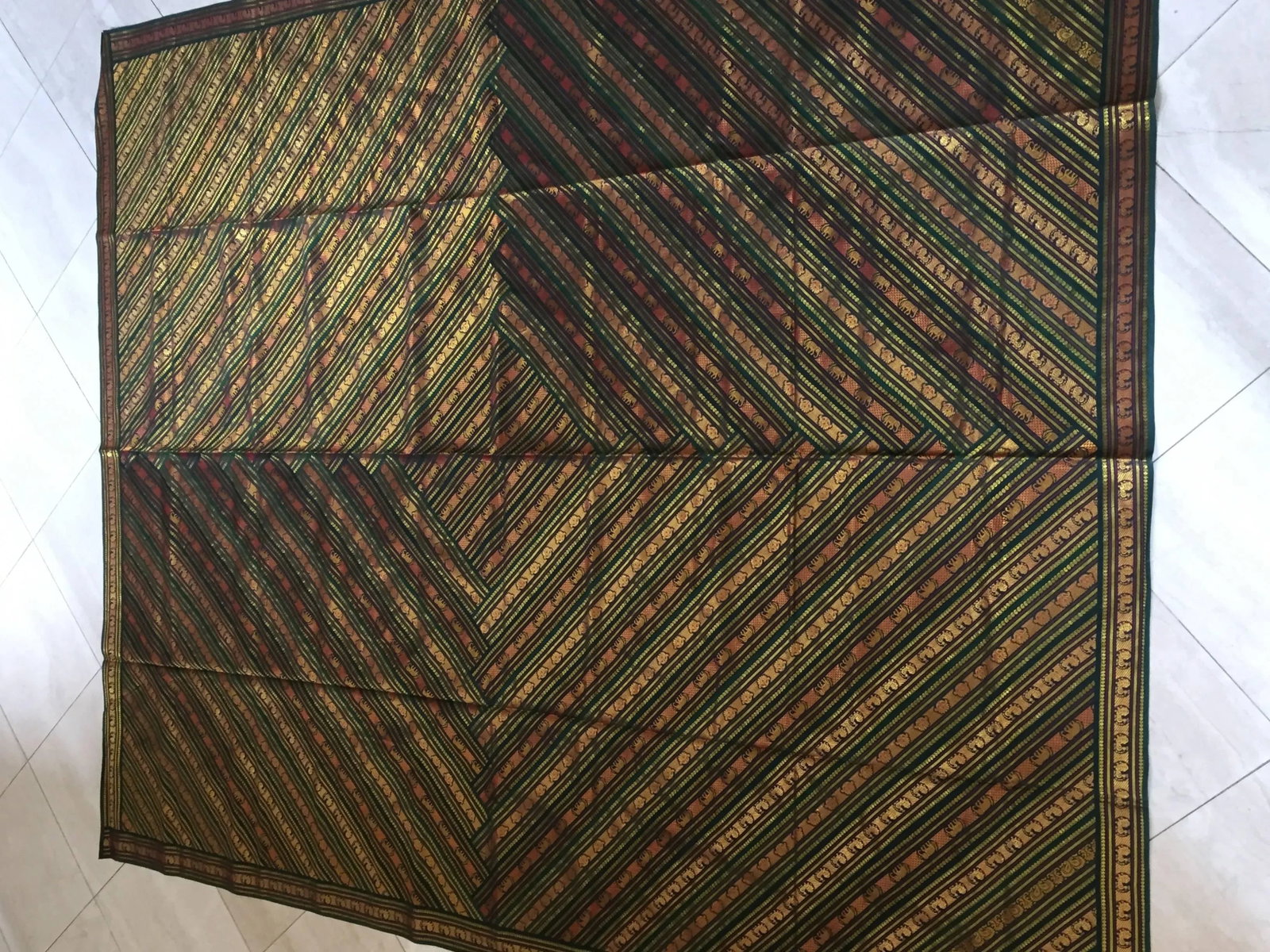 Vintage Indian Green Bed Cover Patchwork - 3