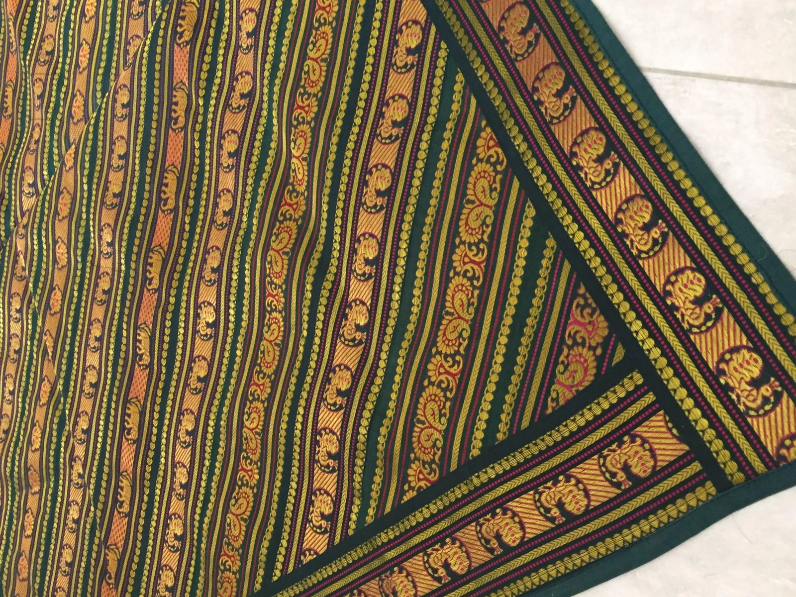 Vintage Indian Green Bed Cover Patchwork - 4