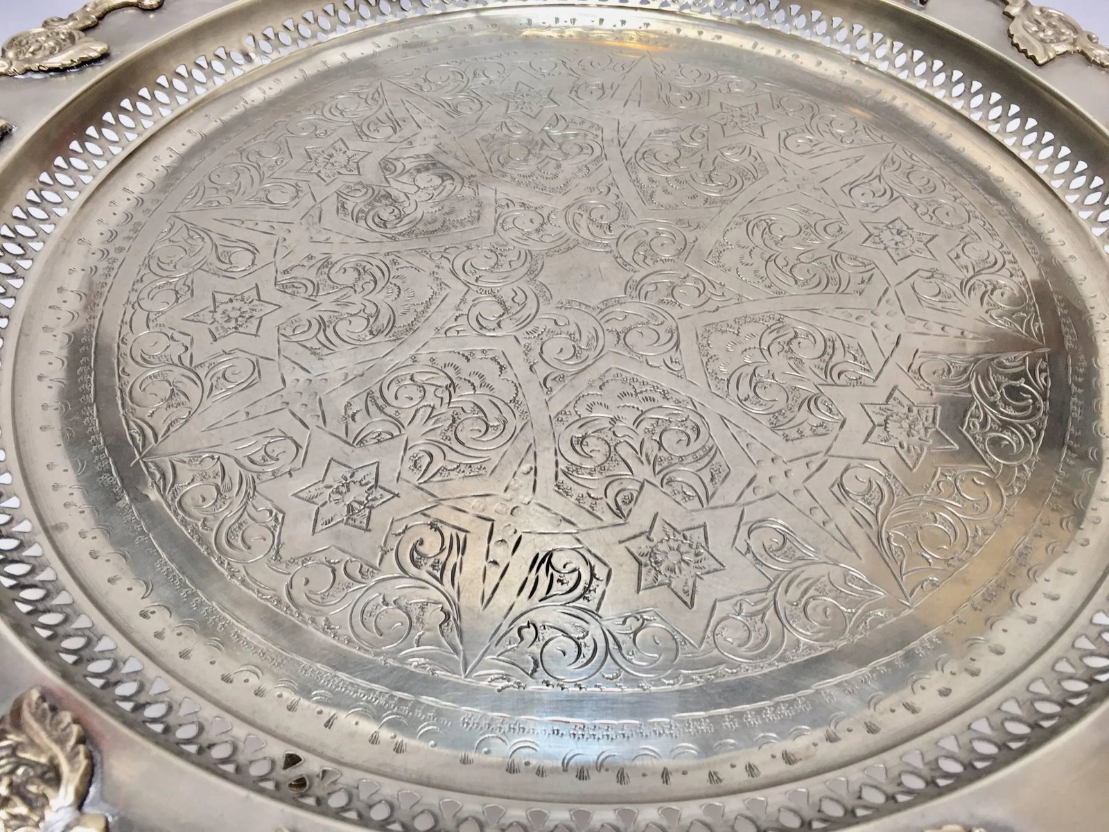 Moroccan Polished Round Footed Silvered Tray With Brass Overlay - 11