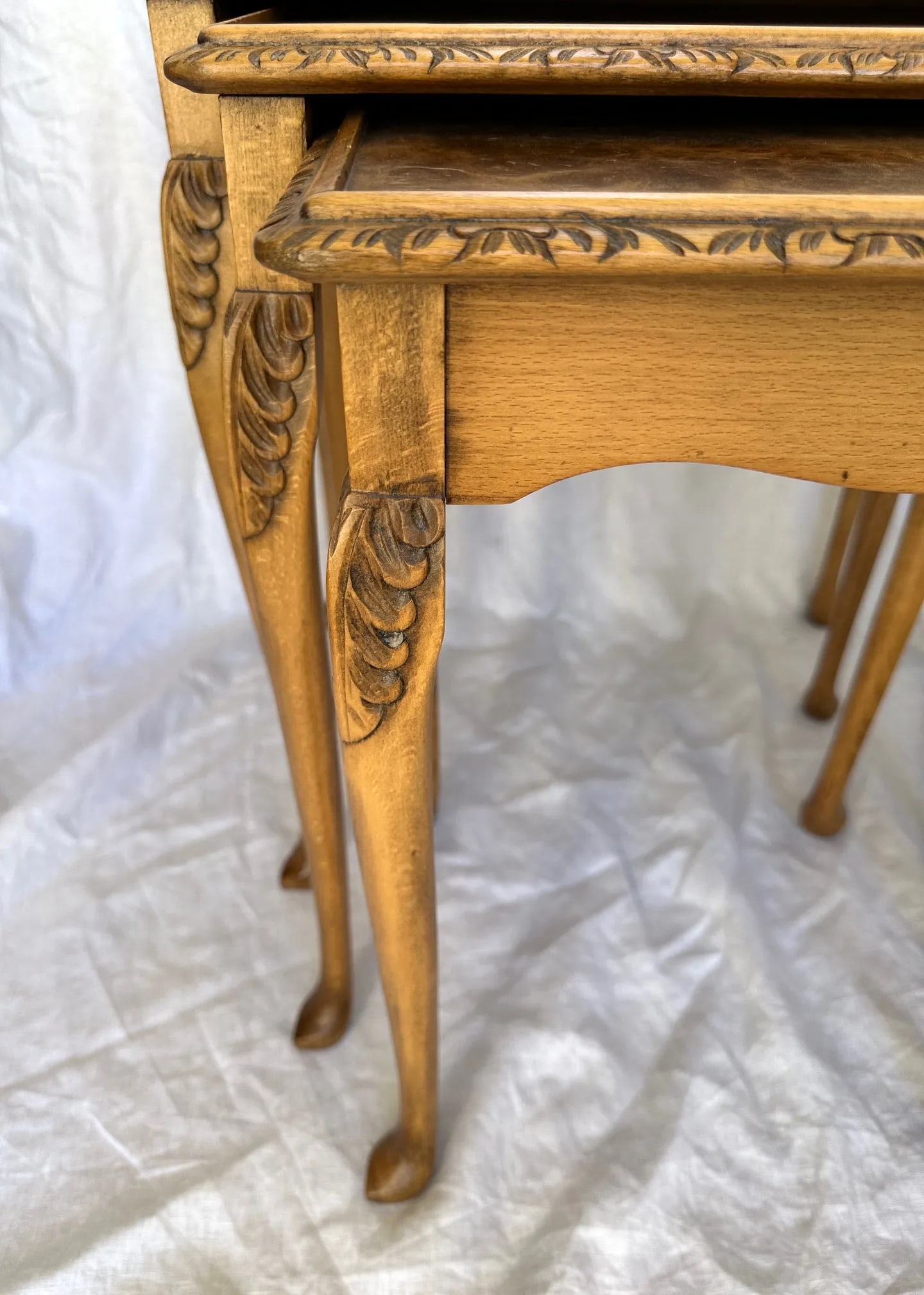 Vintage Burlwood Nesting Tables-A Set - 11