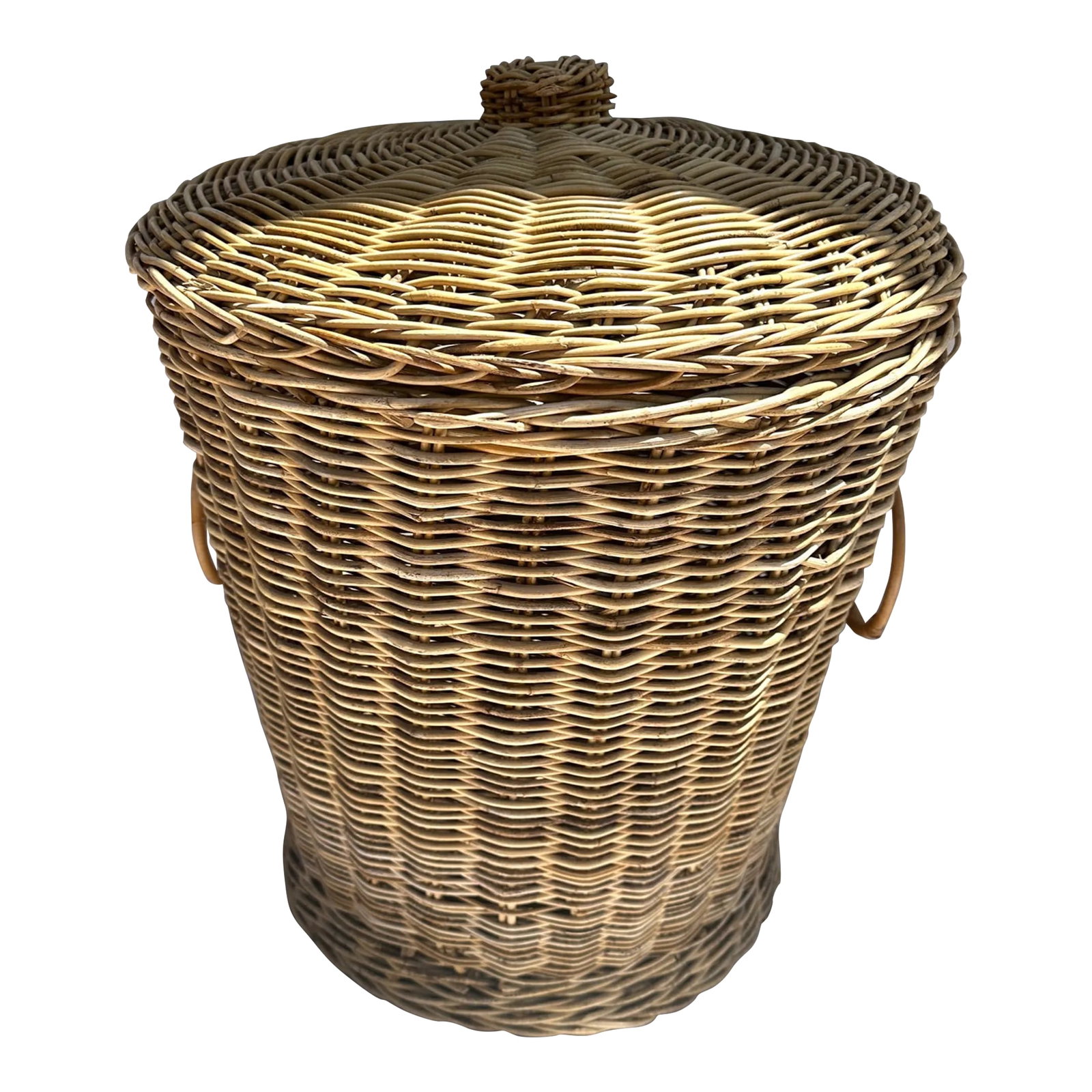 Rustic European Rattan Hamper W/Lid: Rustic European Rattan Hamper with Lid and ring handles on side. Use as a hamper or just about anything for extra storage. 16.25in h basket 20.5in h with lid 17.5in w x 16.75 15.75in x16in inside