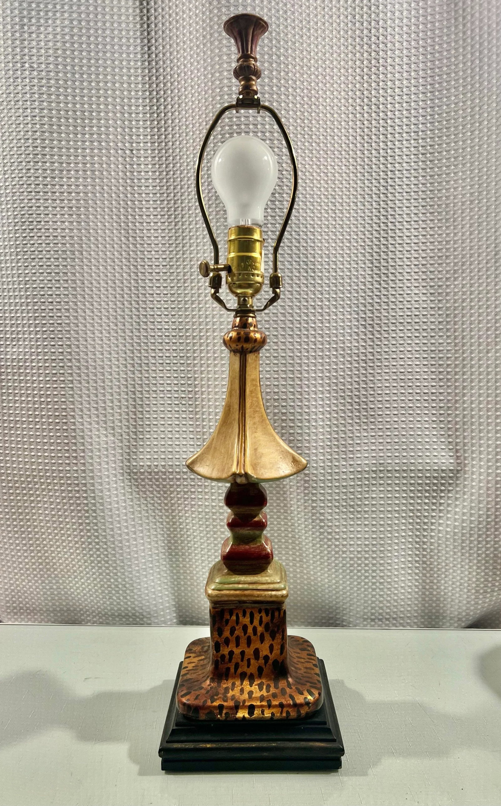 Vintage John Richard Pagoda Style Column Table Lamp - Unique Home Decor Accent Sales Pitch - 3
