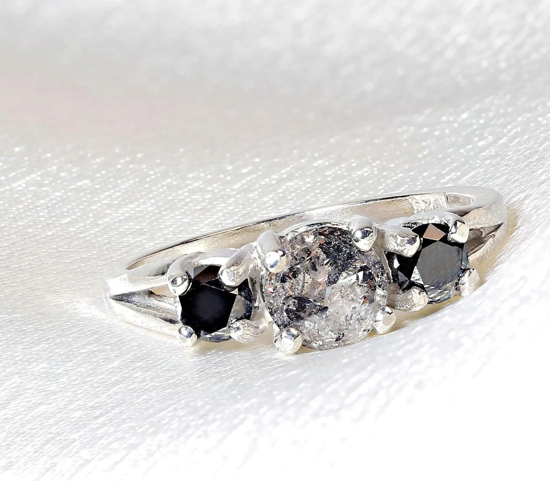 Salt and Pepper Diamond and Black Diamond Ring Size 7 - 3