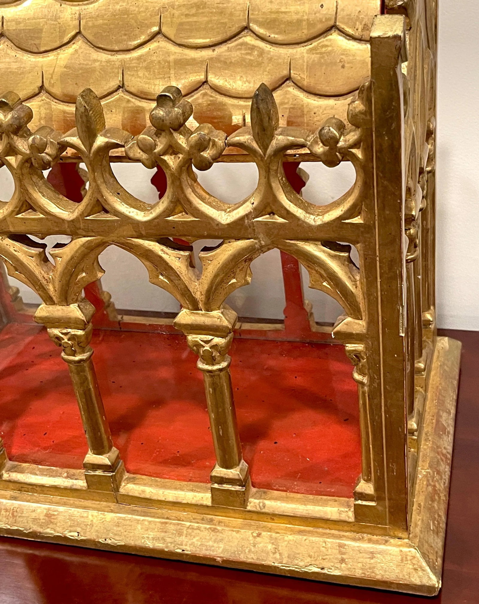 19th Century French Gothic Cathedral Giltwood & Glass Reliquary / Vitrine - 3