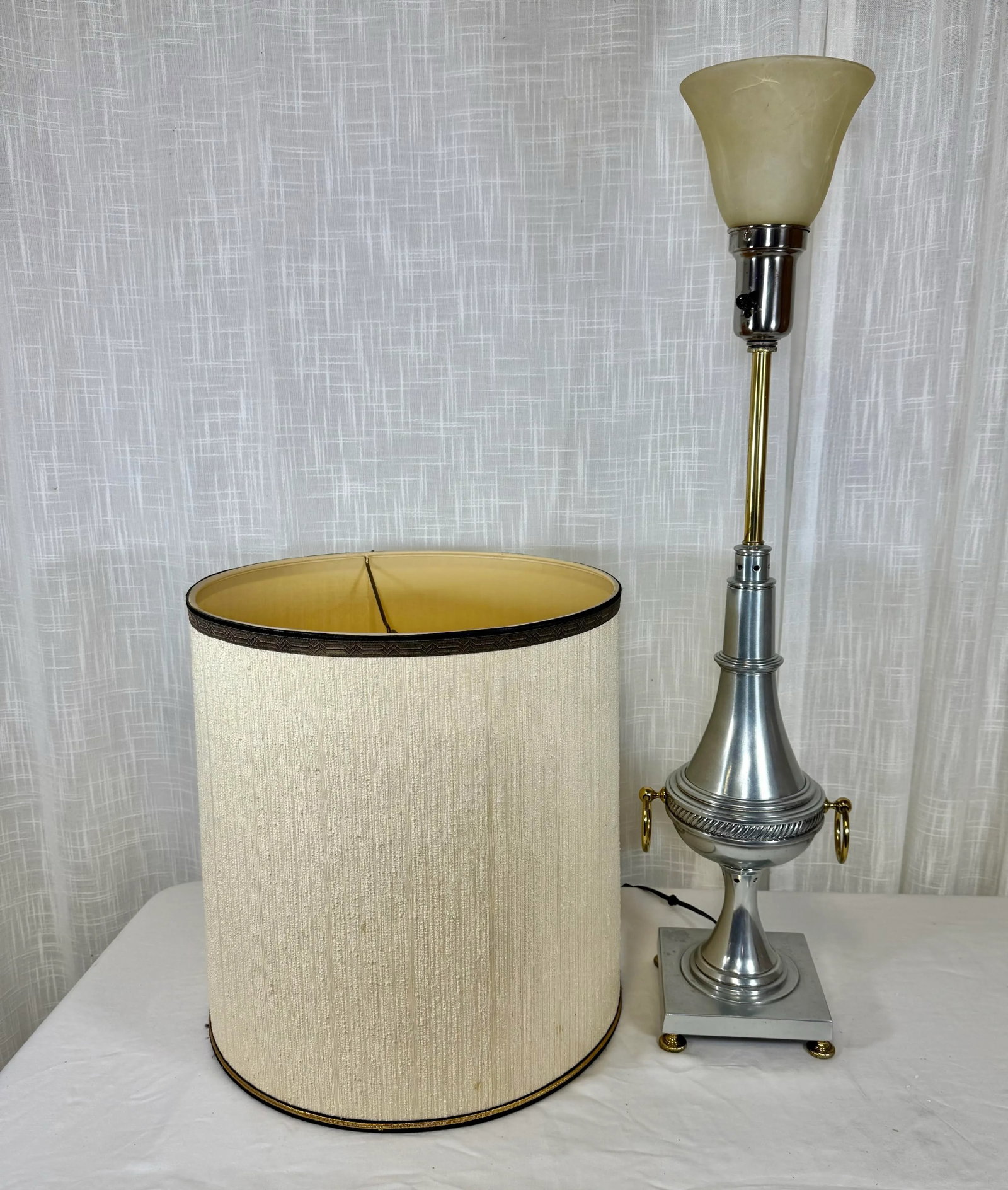 Vintage Regency Neoclassical Urn Shape Torchiere Table Lamp - 3