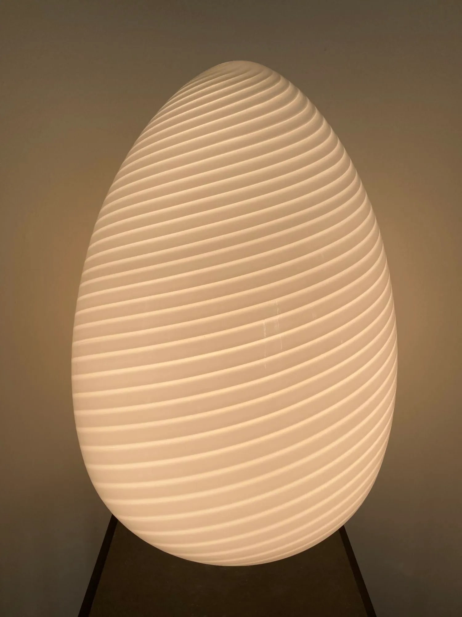 Vetri Murano White Swirl Egg Shape Oversized Table Lamp Italy 1970 - 6