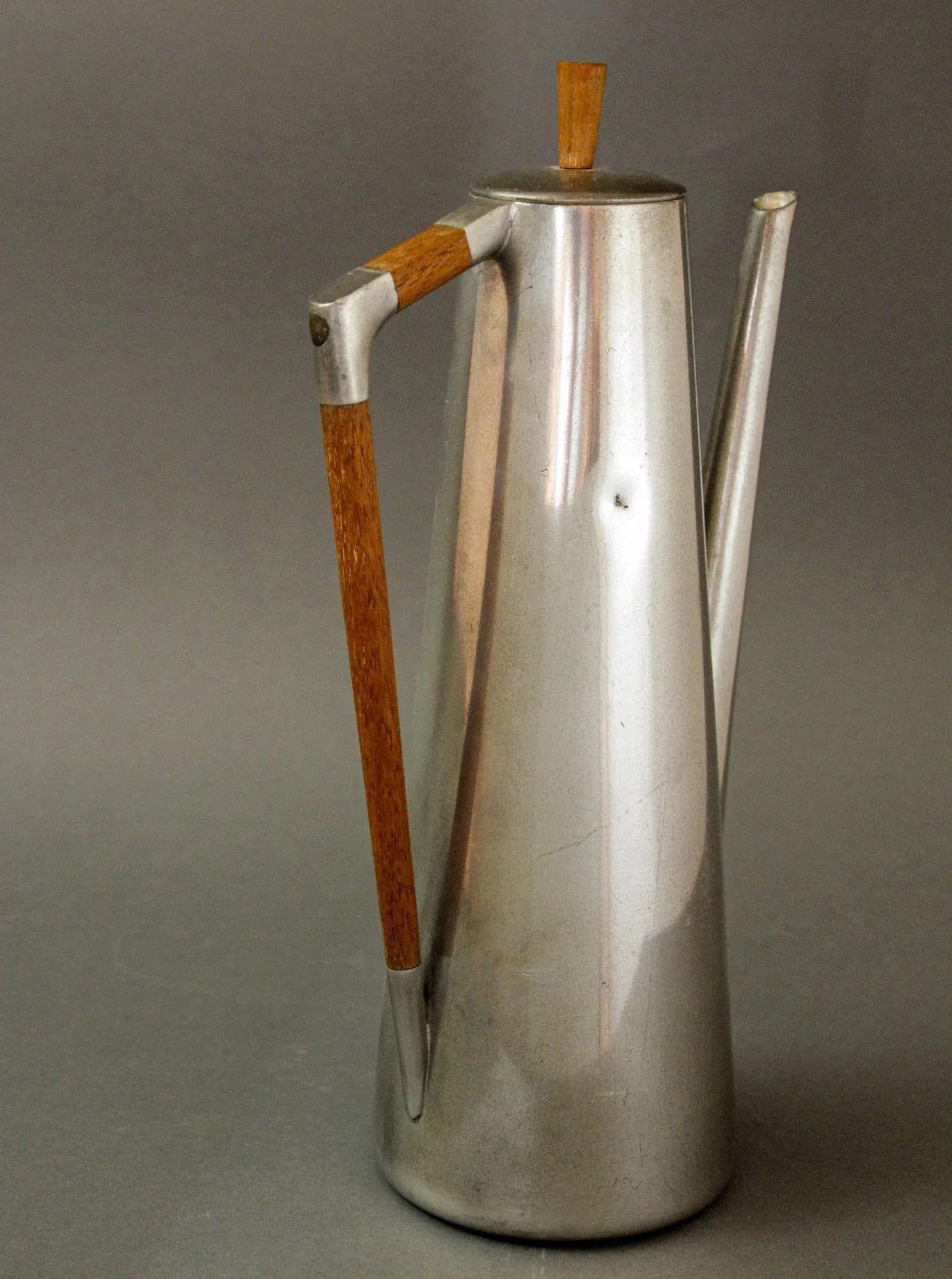 Royal Holland Pewter and Teak Danish Coffee Pot 1960s Kmd Tiel Daalderop - 6