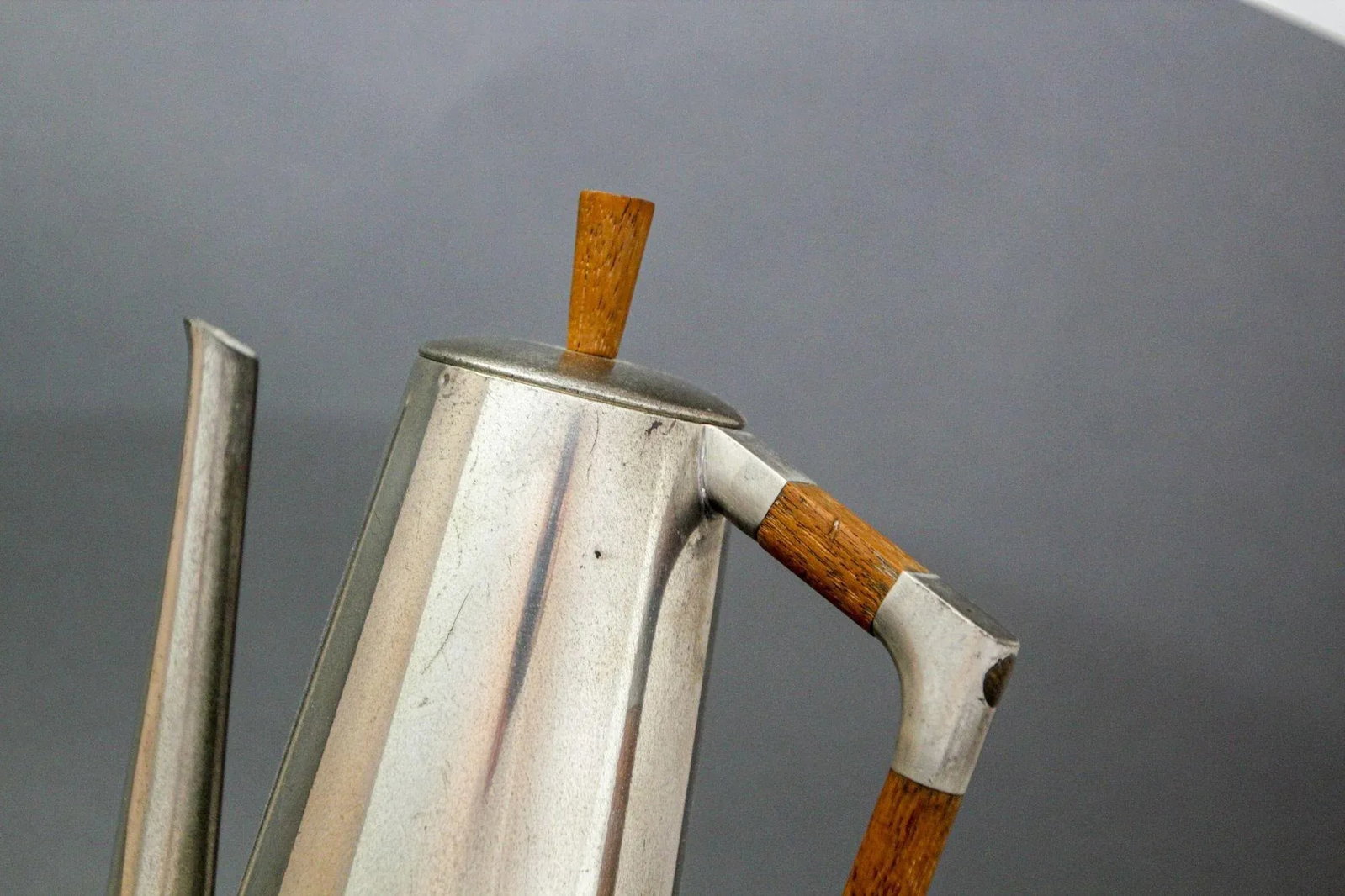 Royal Holland Pewter and Teak Danish Coffee Pot 1960s Kmd Tiel Daalderop - 8