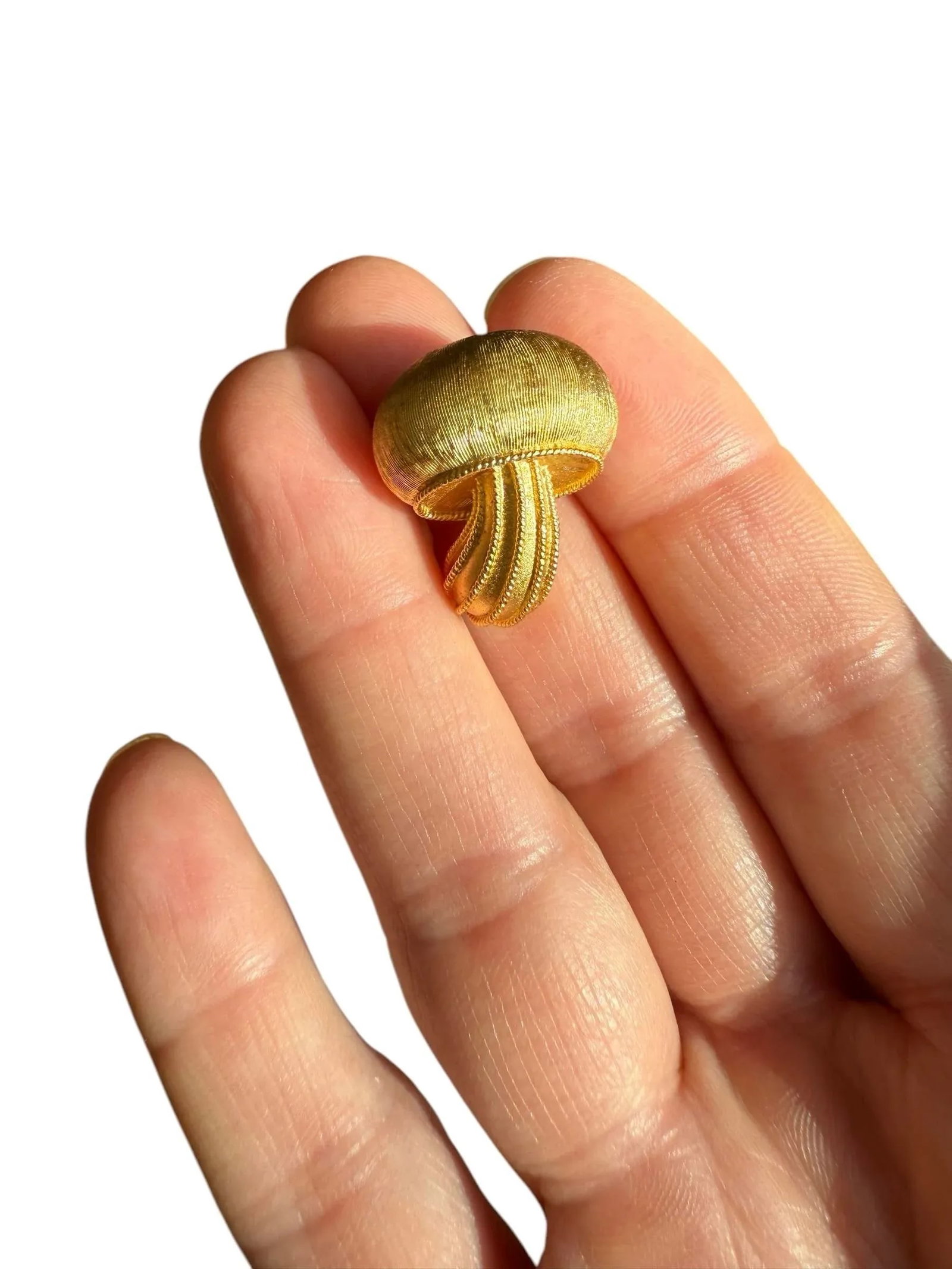 Vintage Trifari Mushroom Brooch Mid 20th Century - 12
