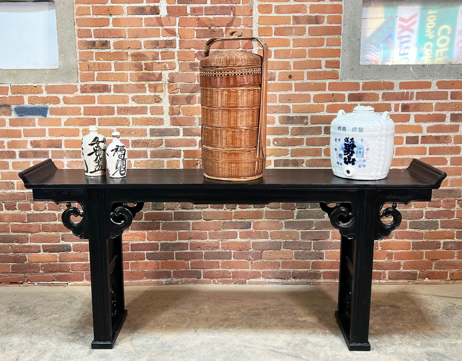 Vintage Black Lacquered Chinese Altar Console Table With Carved Scrollwork - 2