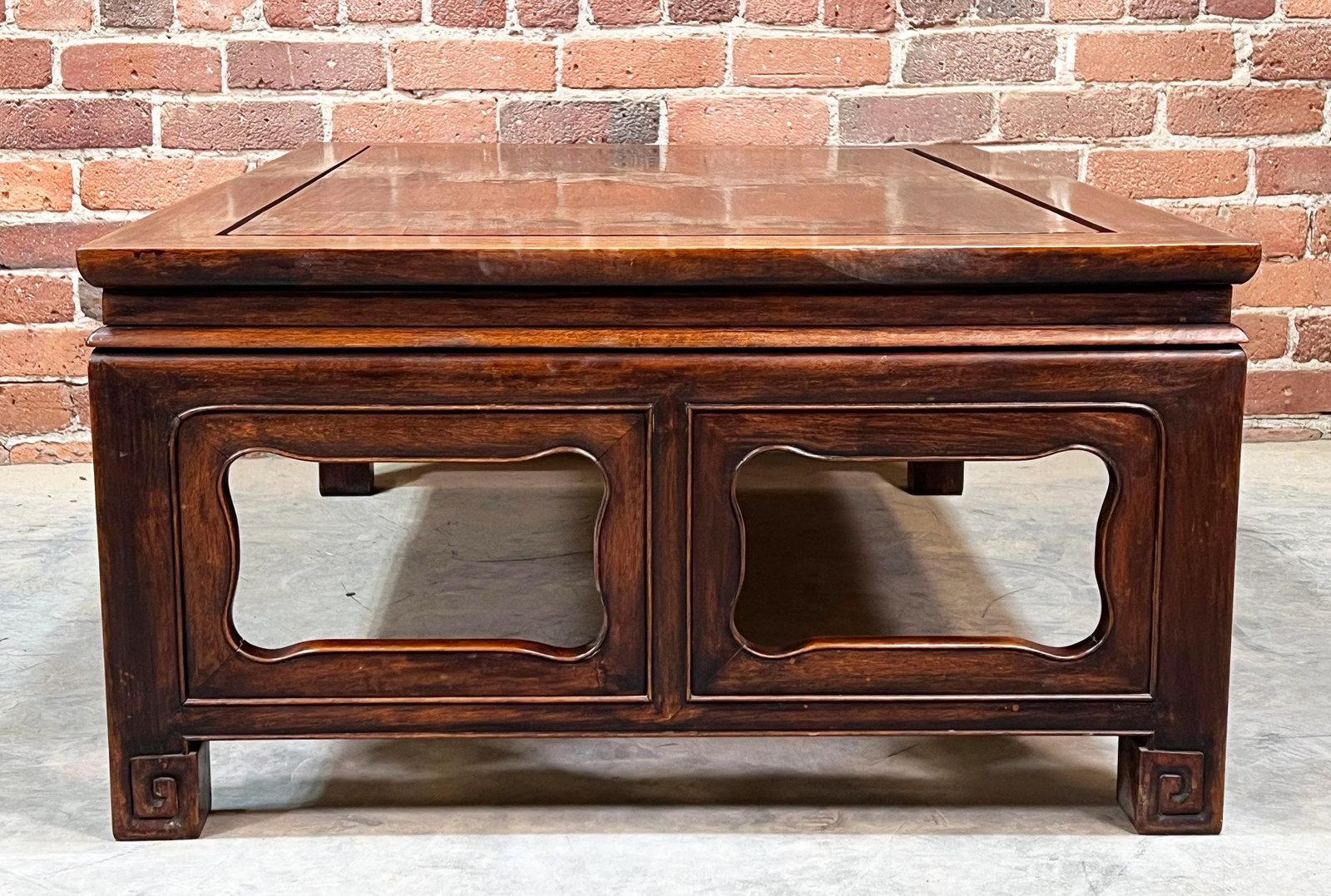 Vintage 1930's Ming Style Burma Padauk Wood Coffee Table With Chinese Scrollwork - 8