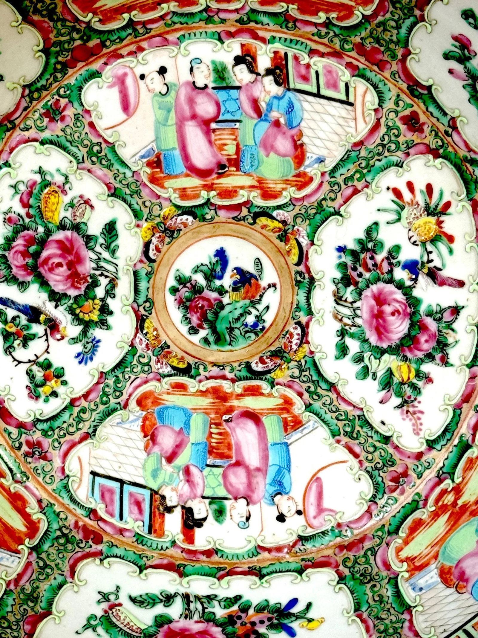 Stunning Large 19th Century Rose Medallion Rimed Bowl/Basin - 6