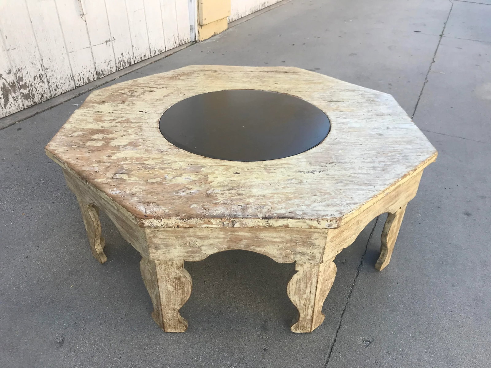 Distressed Moroccan-Style Painted Wood Octagonal Coffee Table With Removable Black Slate Insert - 5