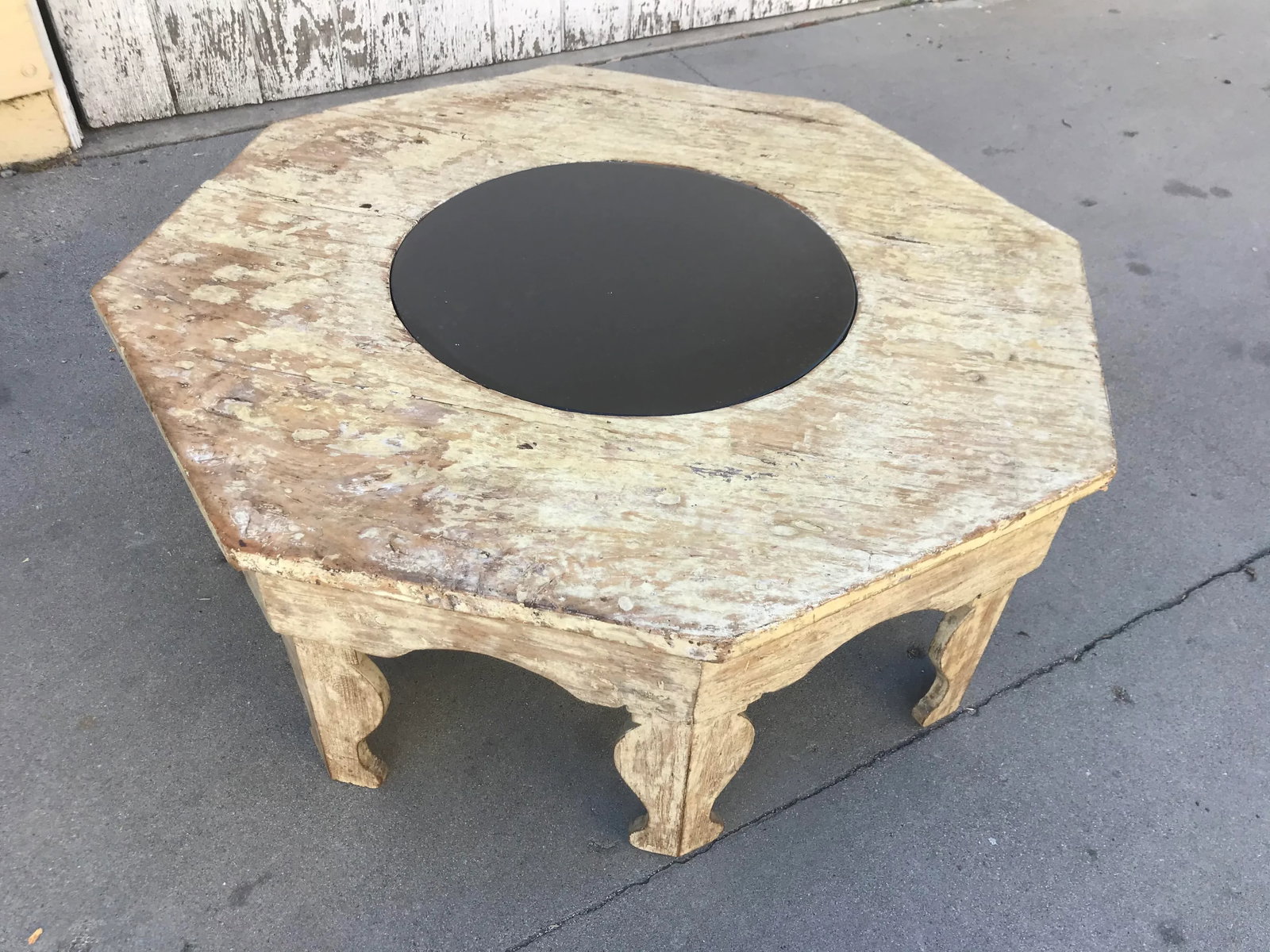 Distressed Moroccan-Style Painted Wood Octagonal Coffee Table With Removable Black Slate Insert - 6
