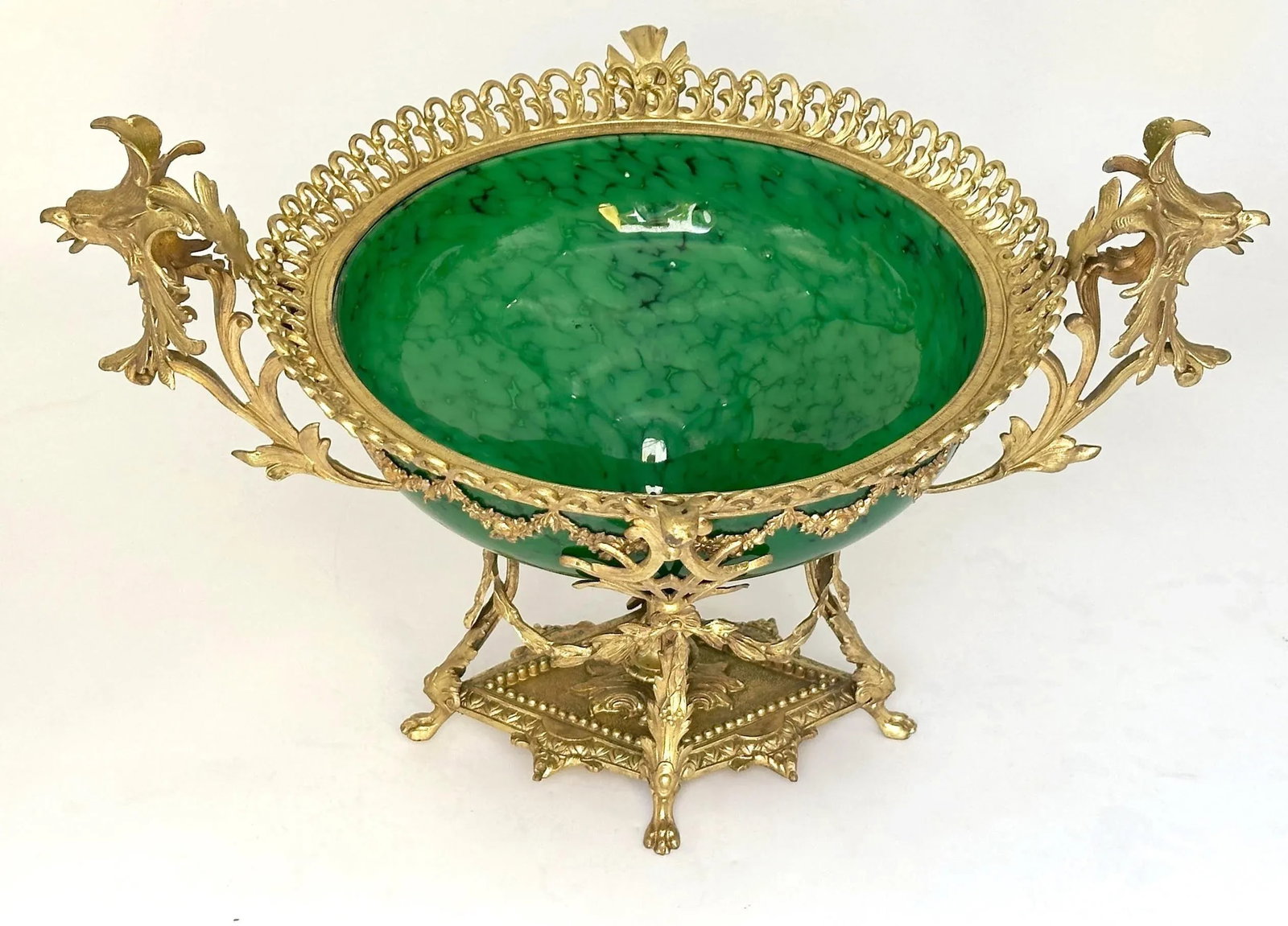 Belle Époque Ormolu-Mounted Loetz Style Art Glass Centerpiece, circa 1890 - 10