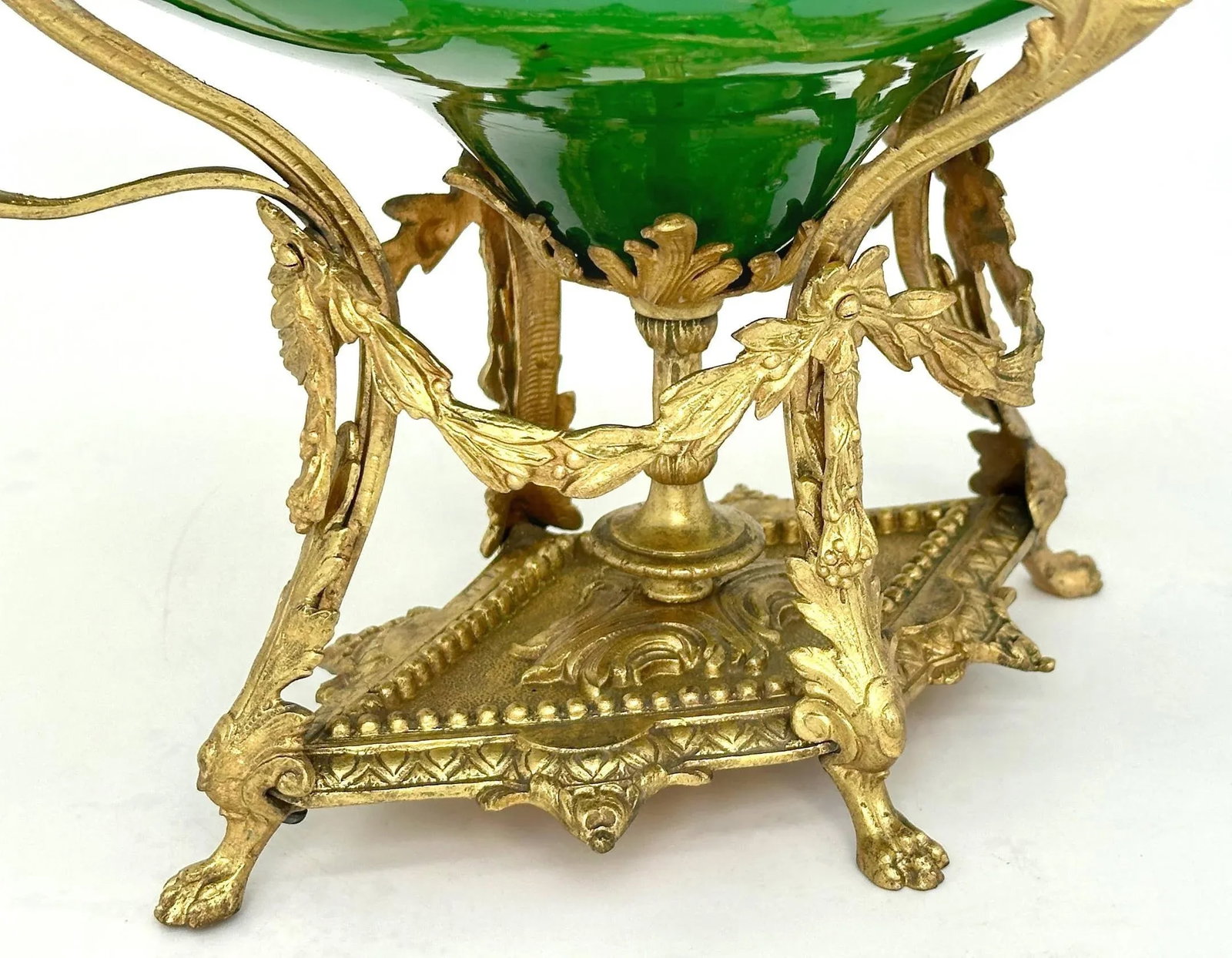 Belle Époque Ormolu-Mounted Loetz Style Art Glass Centerpiece, circa 1890 - 2