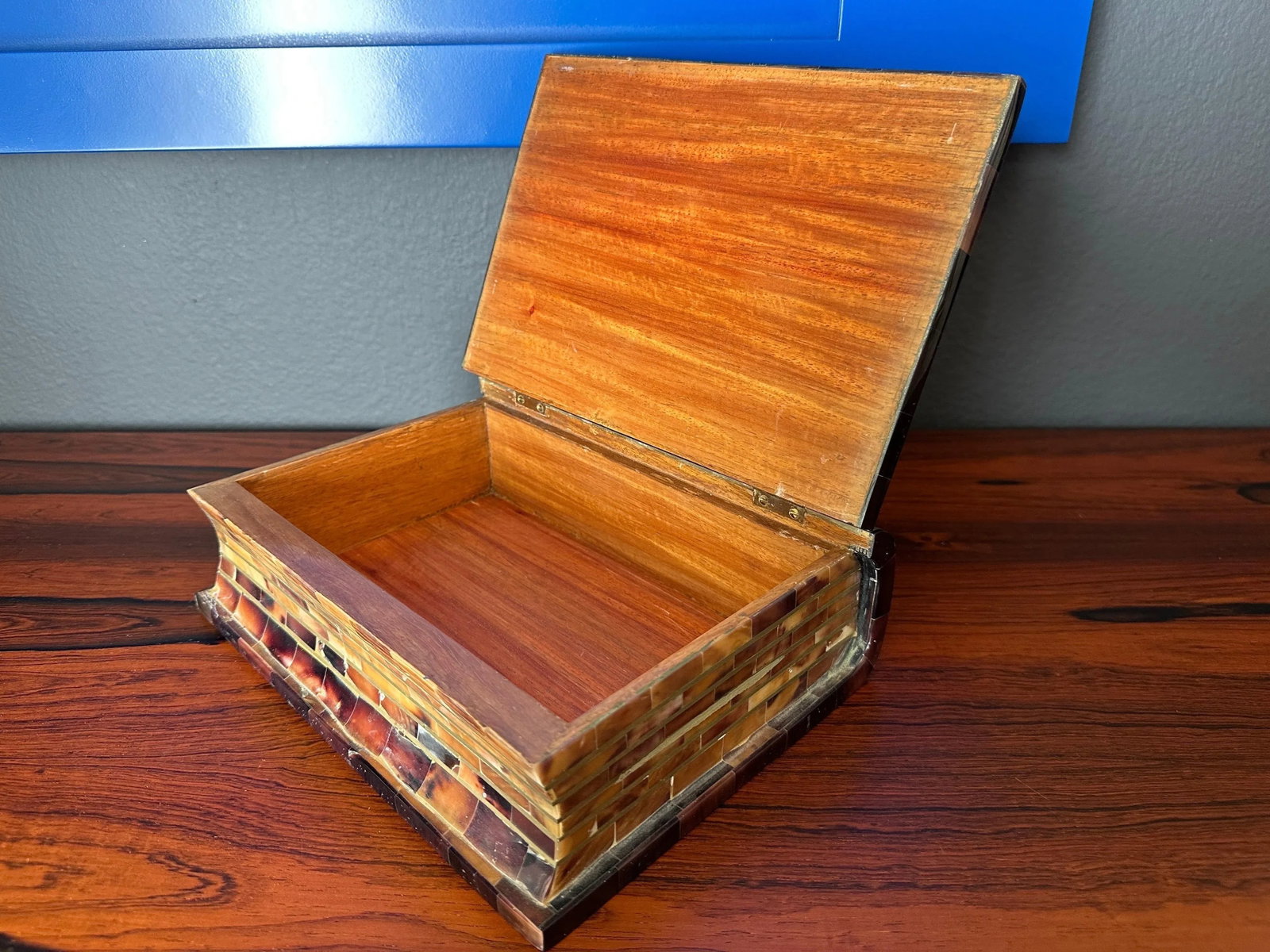 Tessellated Horn Jewelry Box - 12