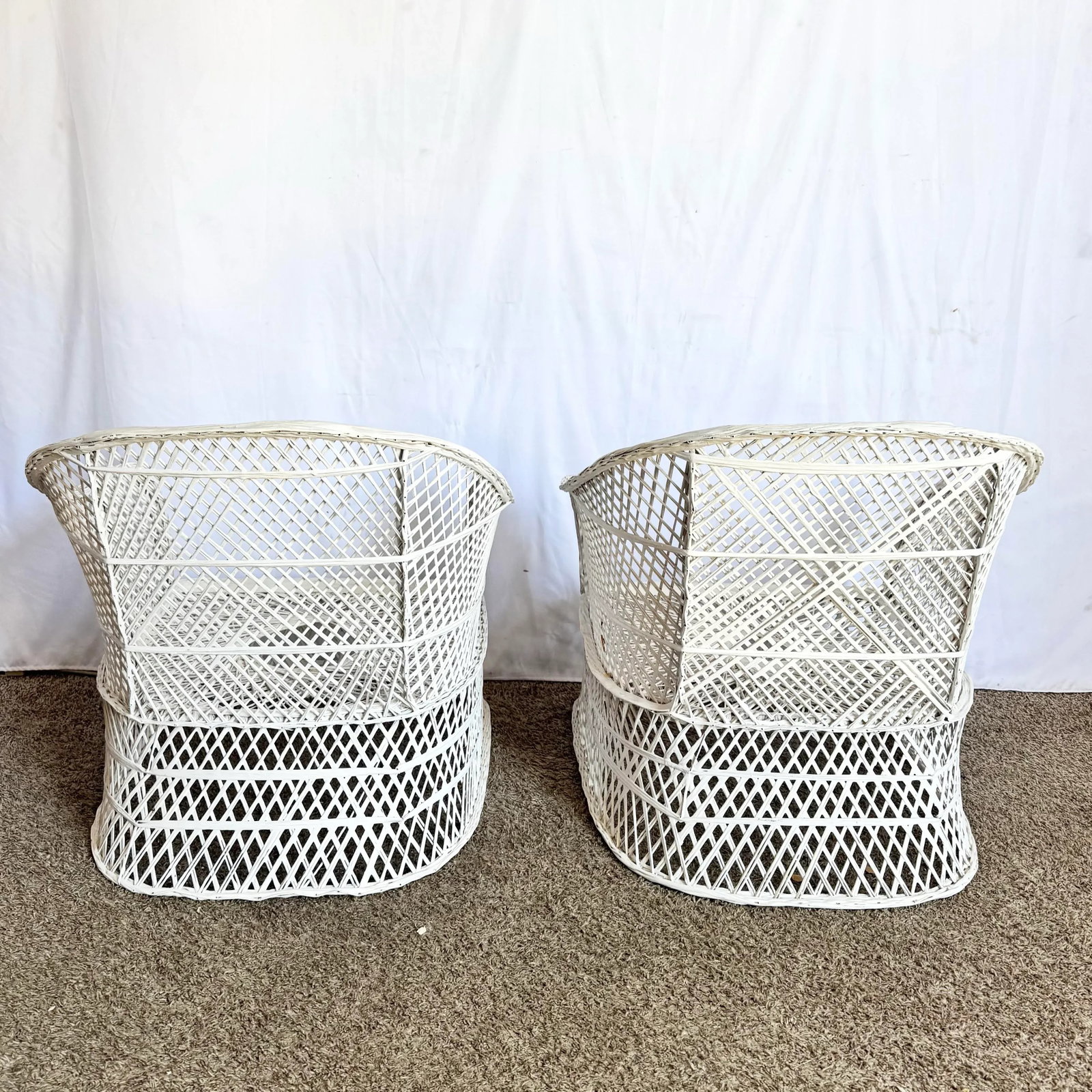 Mid Century Modern Spun Fiberglass Lounge Chairs With Ottomans - 4 Pieces - 6