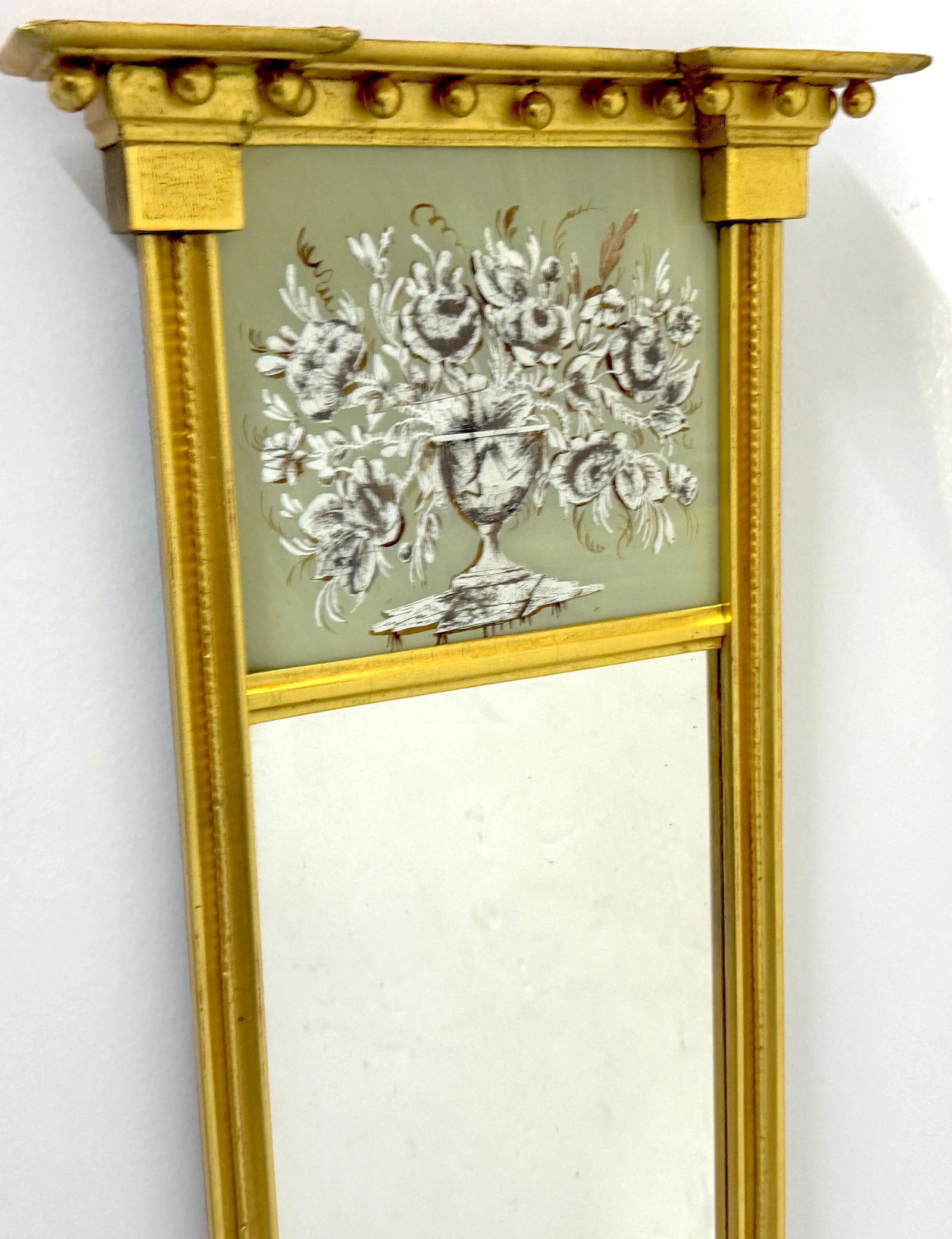 American Federal Églomisé and Giltwood Trapezoidal Pier Mirror - 7