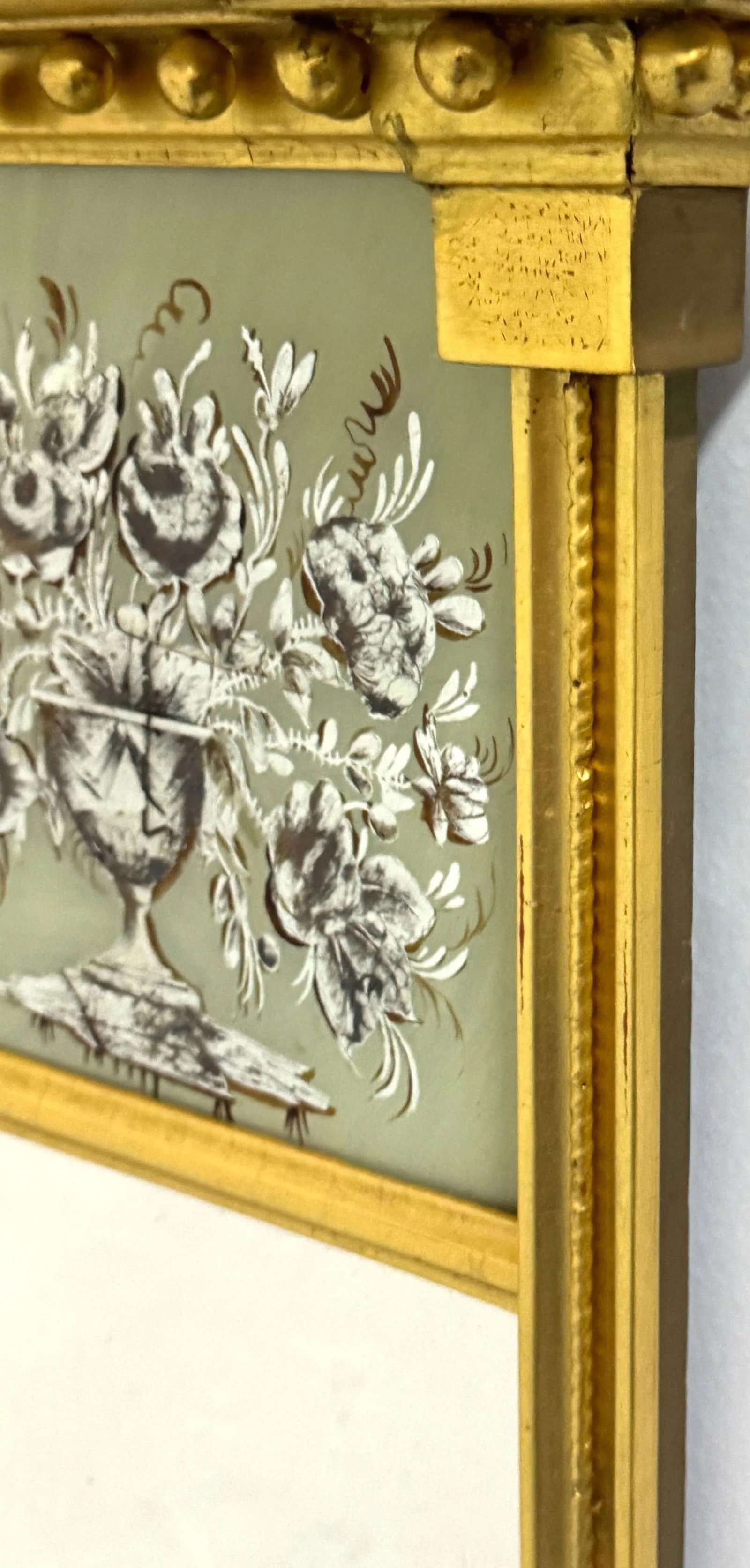 American Federal Églomisé and Giltwood Trapezoidal Pier Mirror - 9