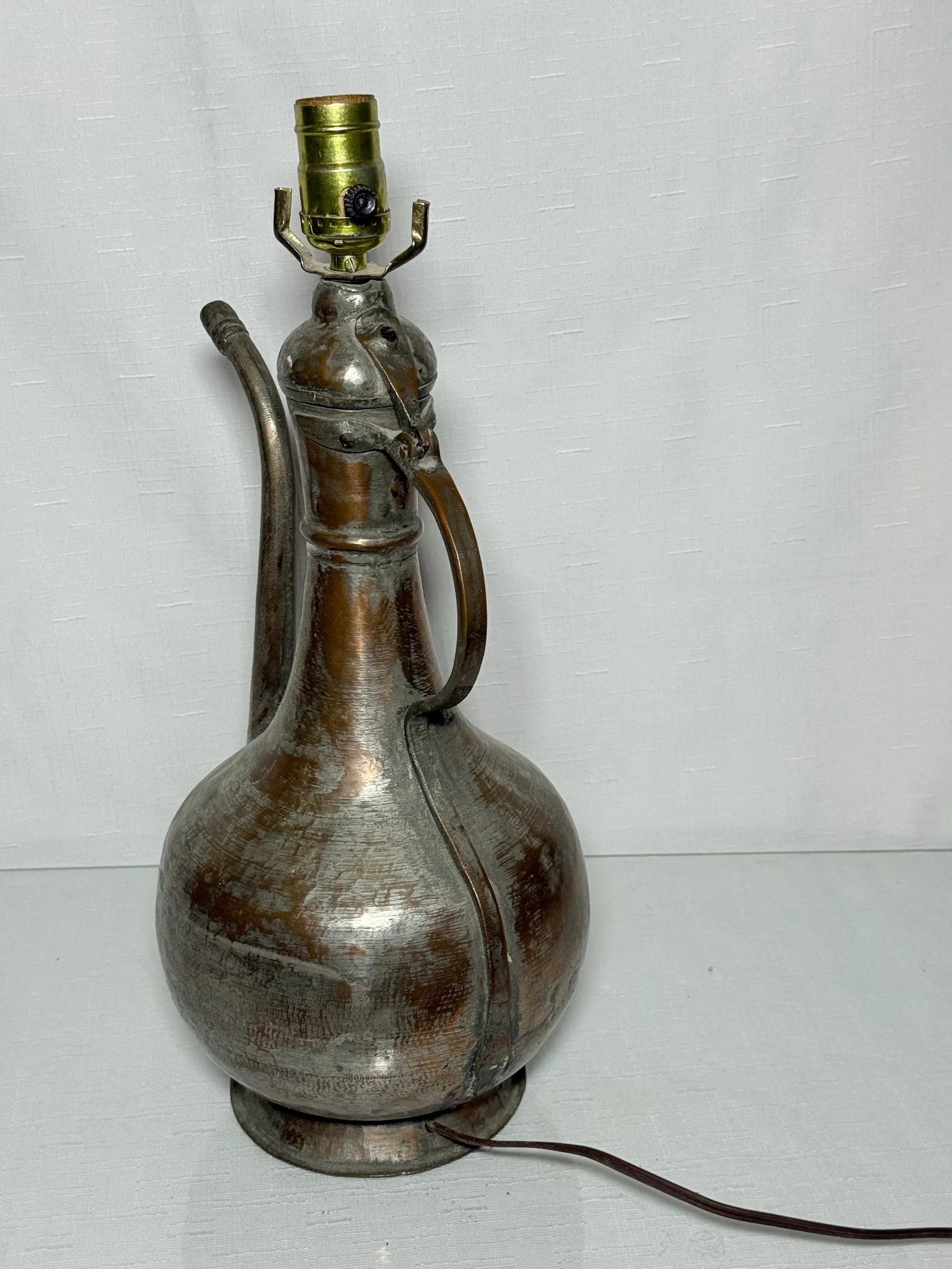 Antique Middle Eastern Copper Ewer Table Lamp - 19th Century Ottoman Craftsmanship - 5
