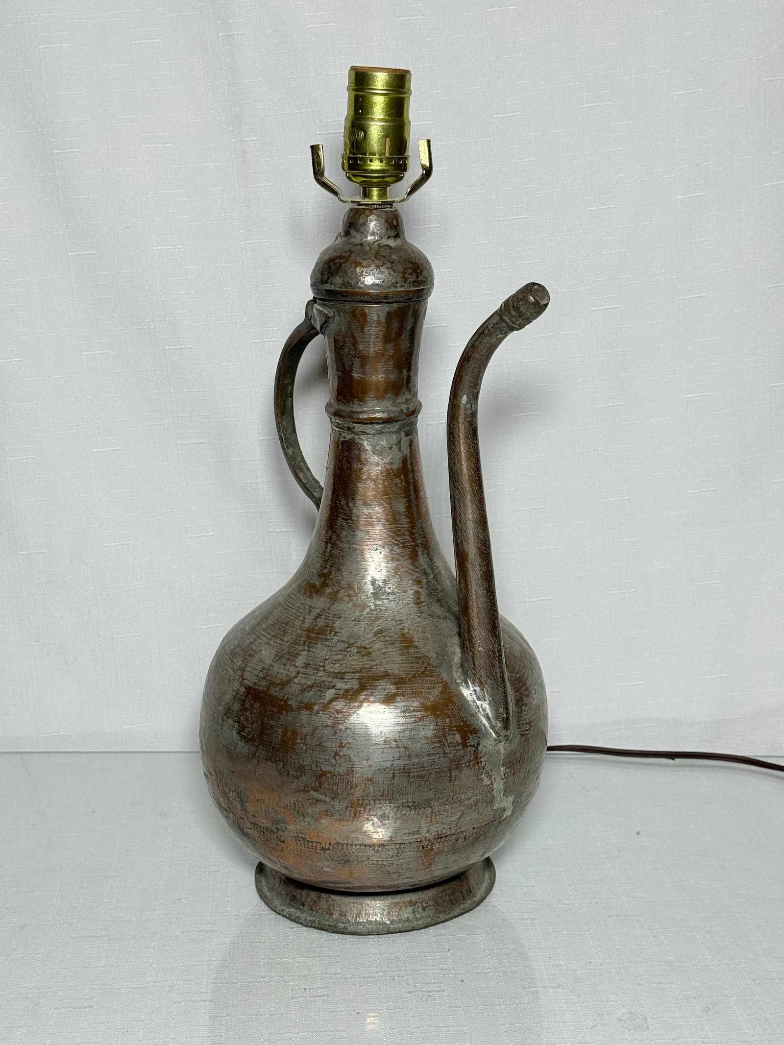 Antique Middle Eastern Copper Ewer Table Lamp - 19th Century Ottoman Craftsmanship - 6