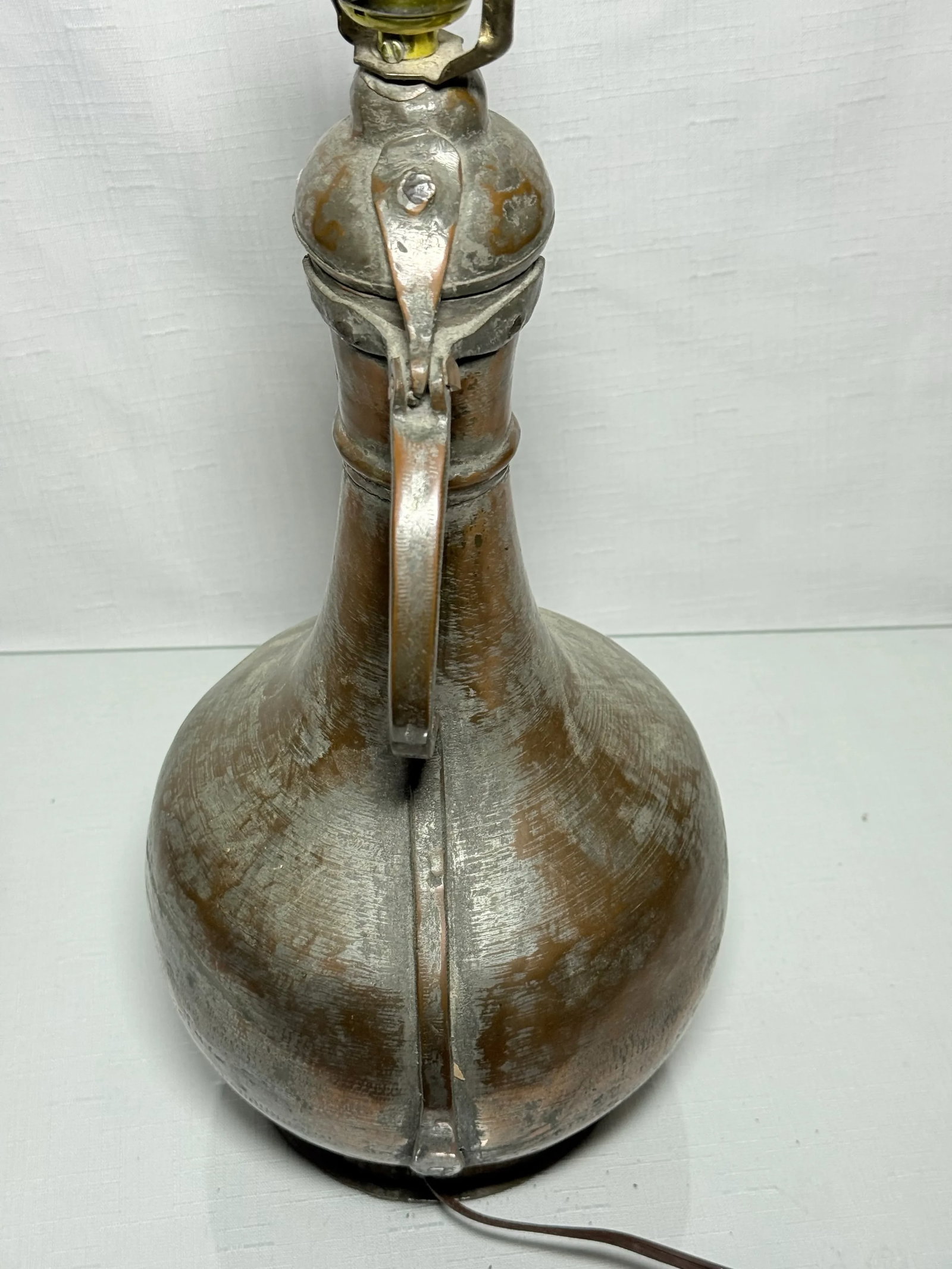 Antique Middle Eastern Copper Ewer Table Lamp - 19th Century Ottoman Craftsmanship - 7