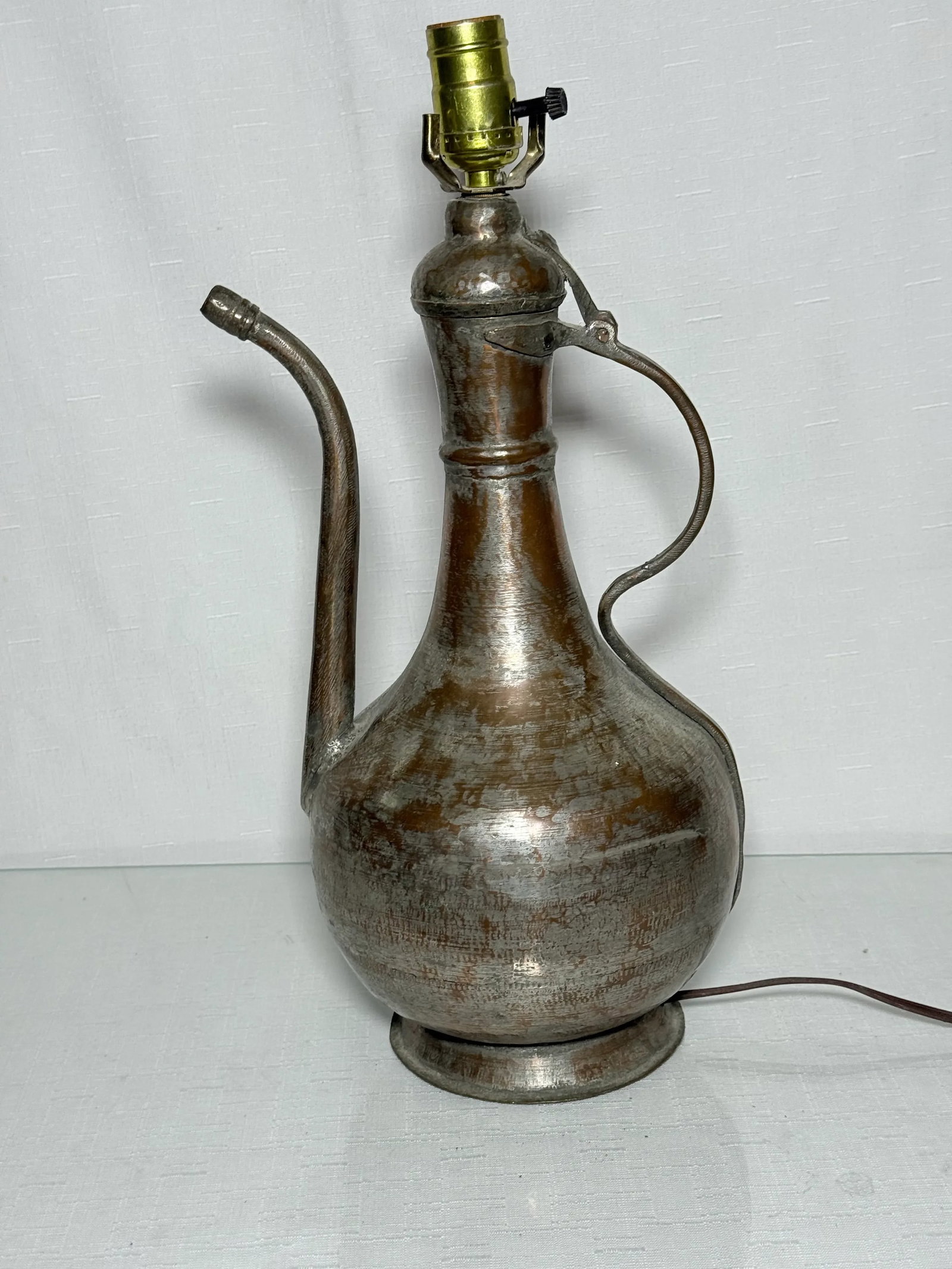 Antique Middle Eastern Copper Ewer Table Lamp - 19th Century Ottoman Craftsmanship - 8