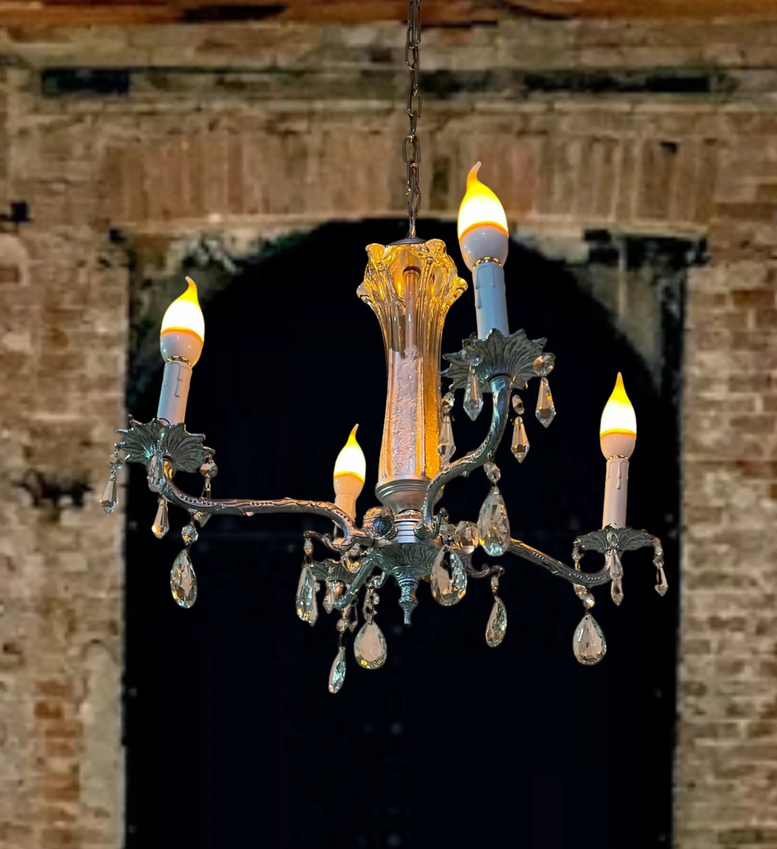 Mid-Century Chrome Tone 4 Light Tone Chandelier With Crystals - 12