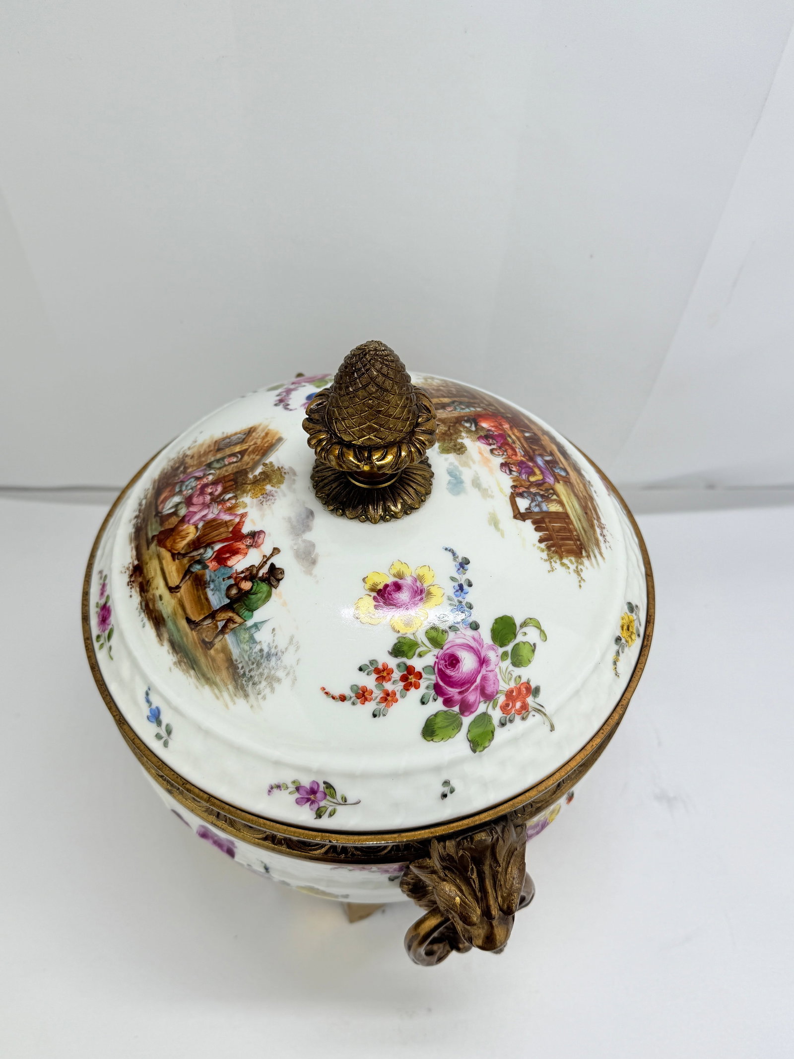 Large Samson Porcelain and Ormolu Covered Urn in the Meissen Style, Late 19th C - 12