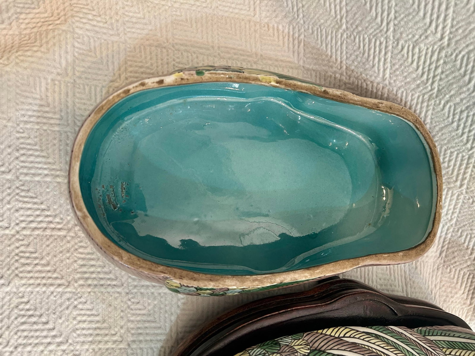 Mid 20th Century Chinoiserie Duck or Goose Tureen on Carved Wood Stand - 9